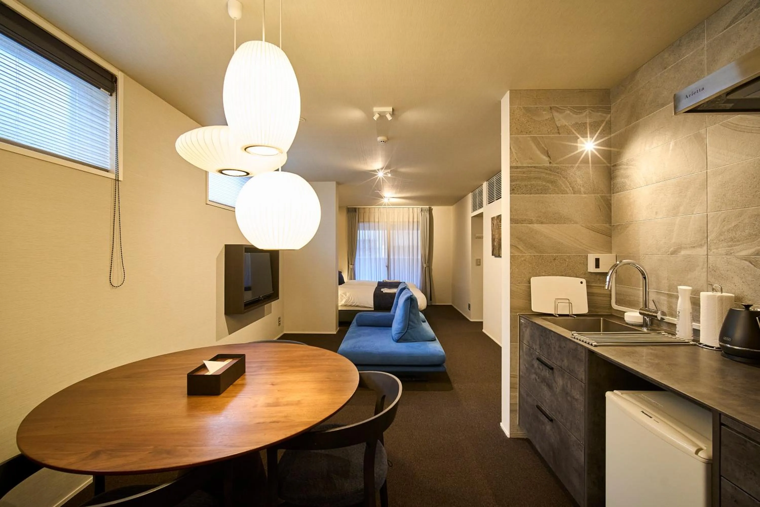 Kitchen or kitchenette in HOTEL MASTAY jingumichi