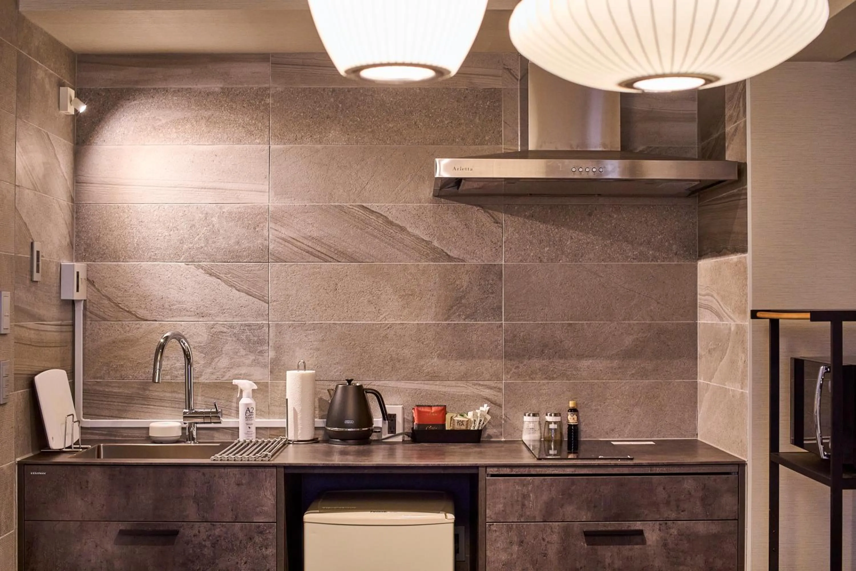 Kitchen or kitchenette in HOTEL MASTAY jingumichi