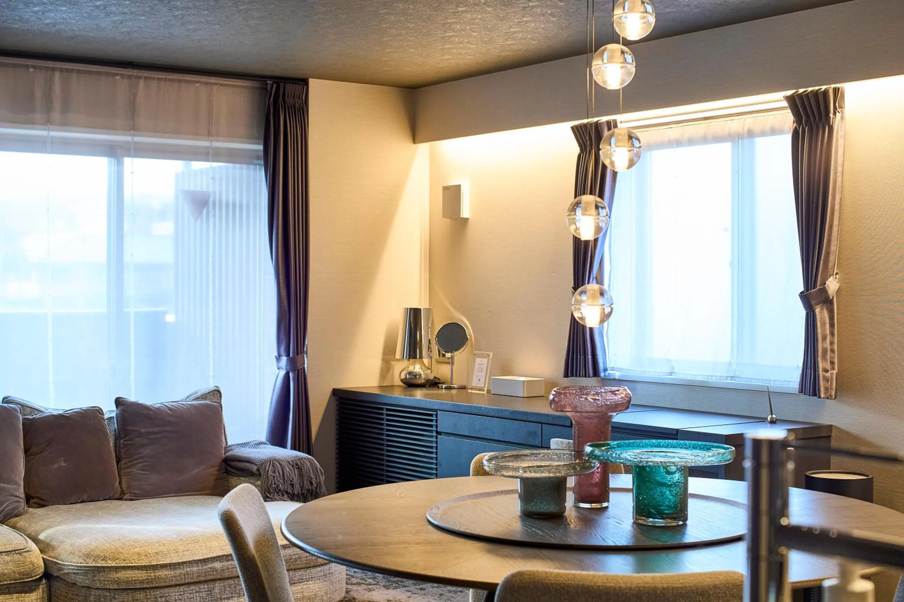 Living room in HOTEL MASTAY jingumichi