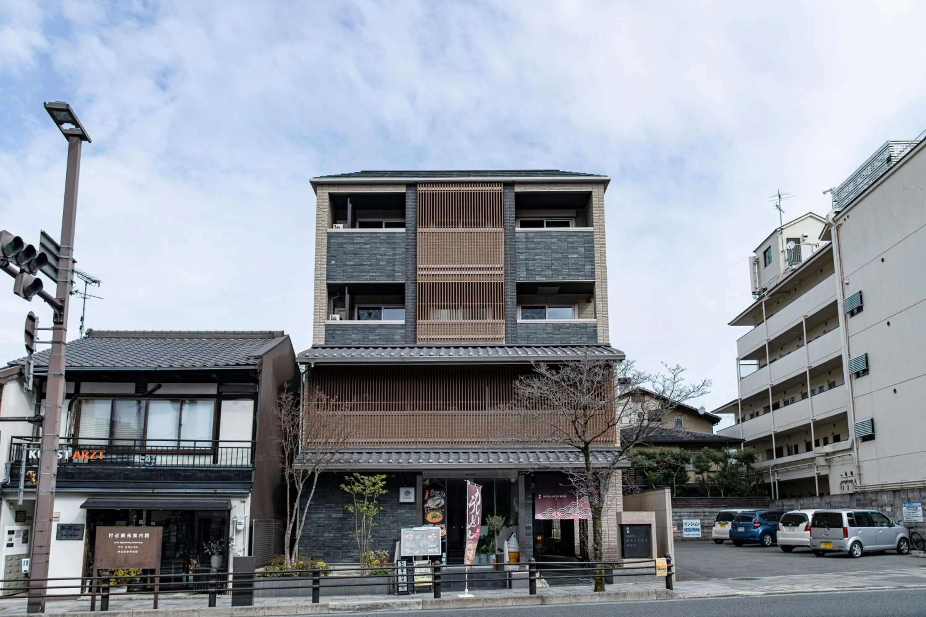 Property building in HOTEL MASTAY jingumichi