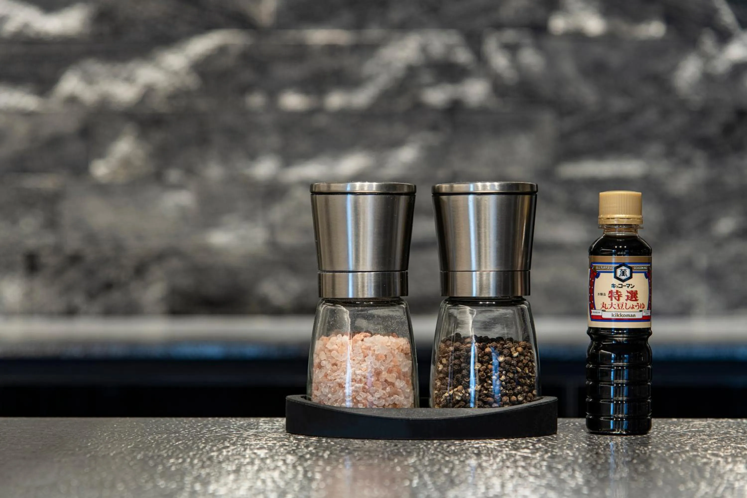 Kitchen or kitchenette in HOTEL MASTAY jingumichi