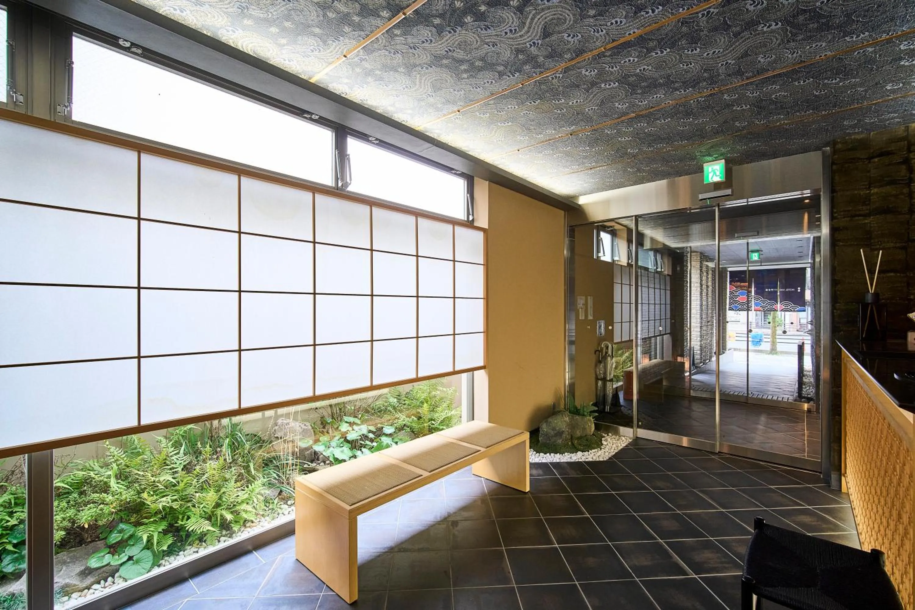 Seating area in HOTEL MASTAY jingumichi