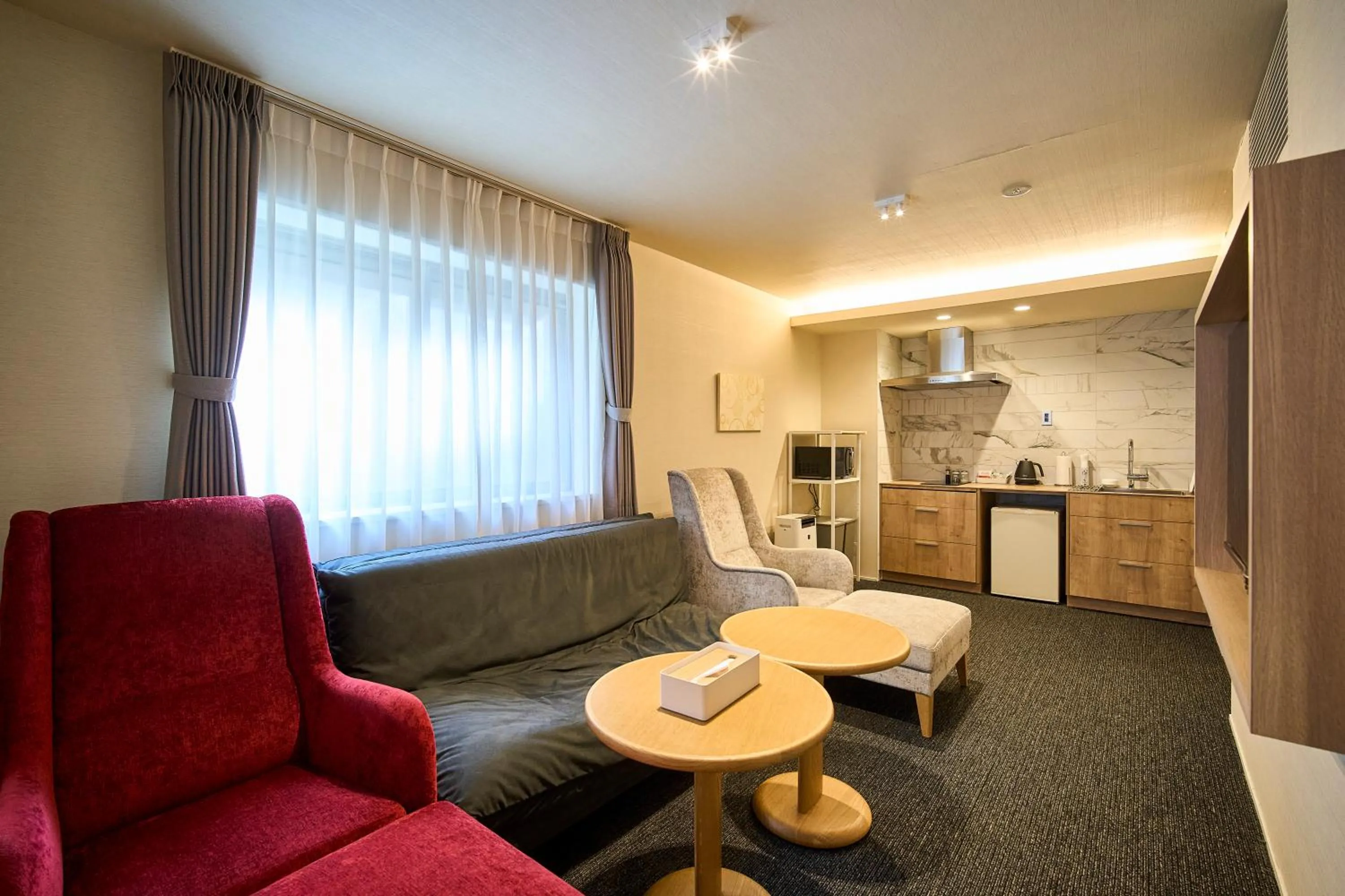 Kitchen or kitchenette in HOTEL MASTAY jingumichi