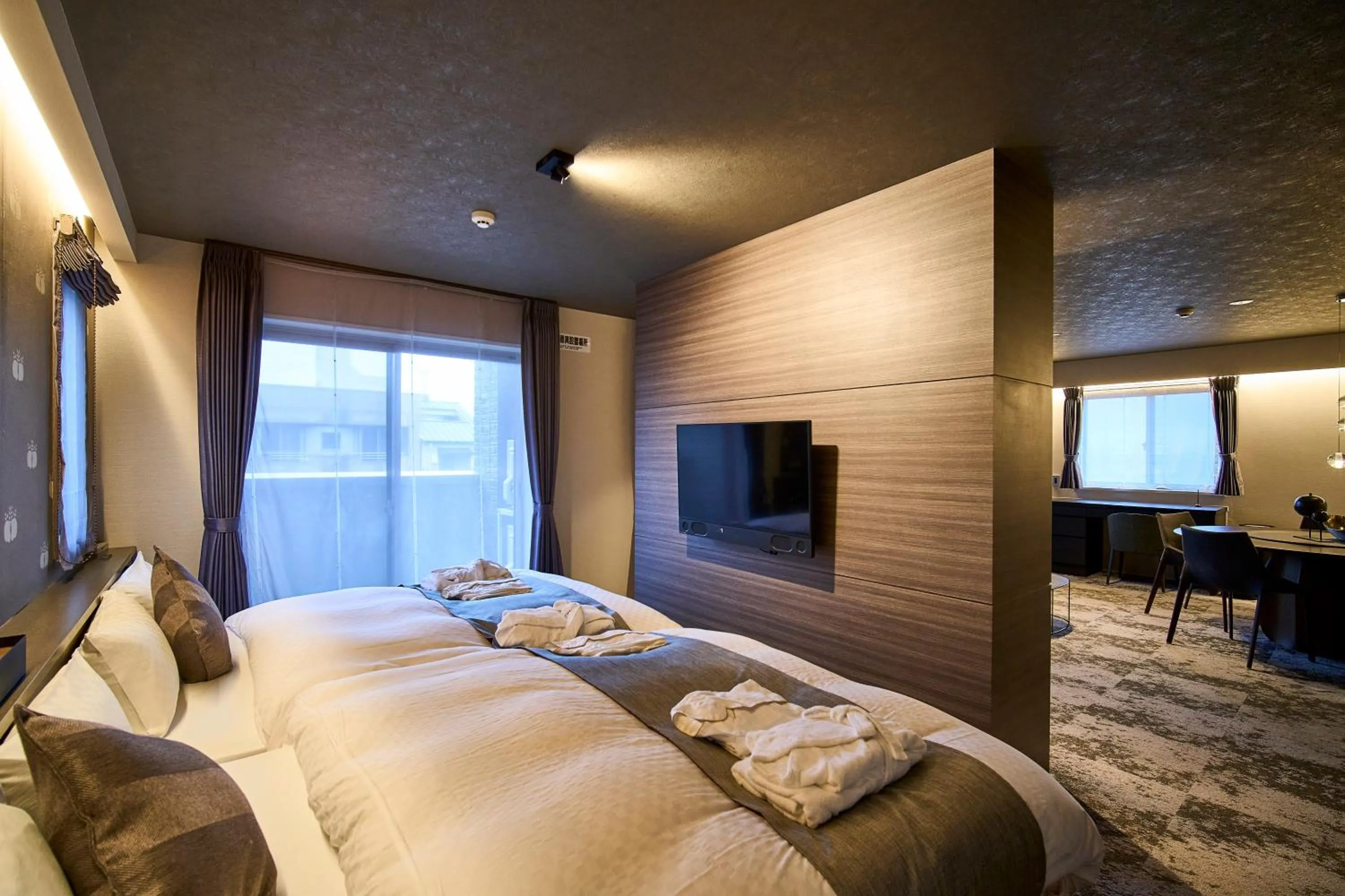 Bed in HOTEL MASTAY jingumichi