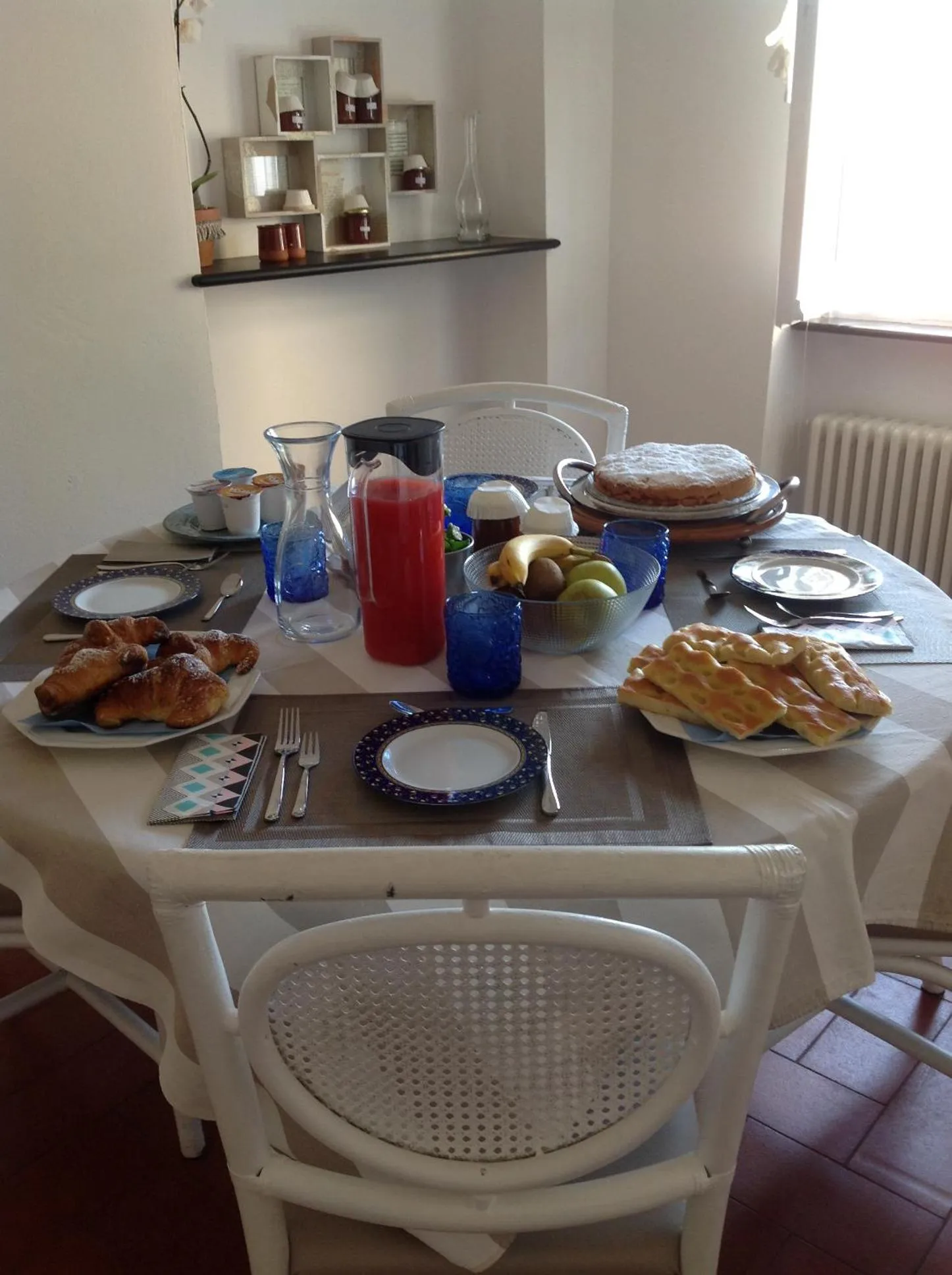 Breakfast in B&B Lacrêma