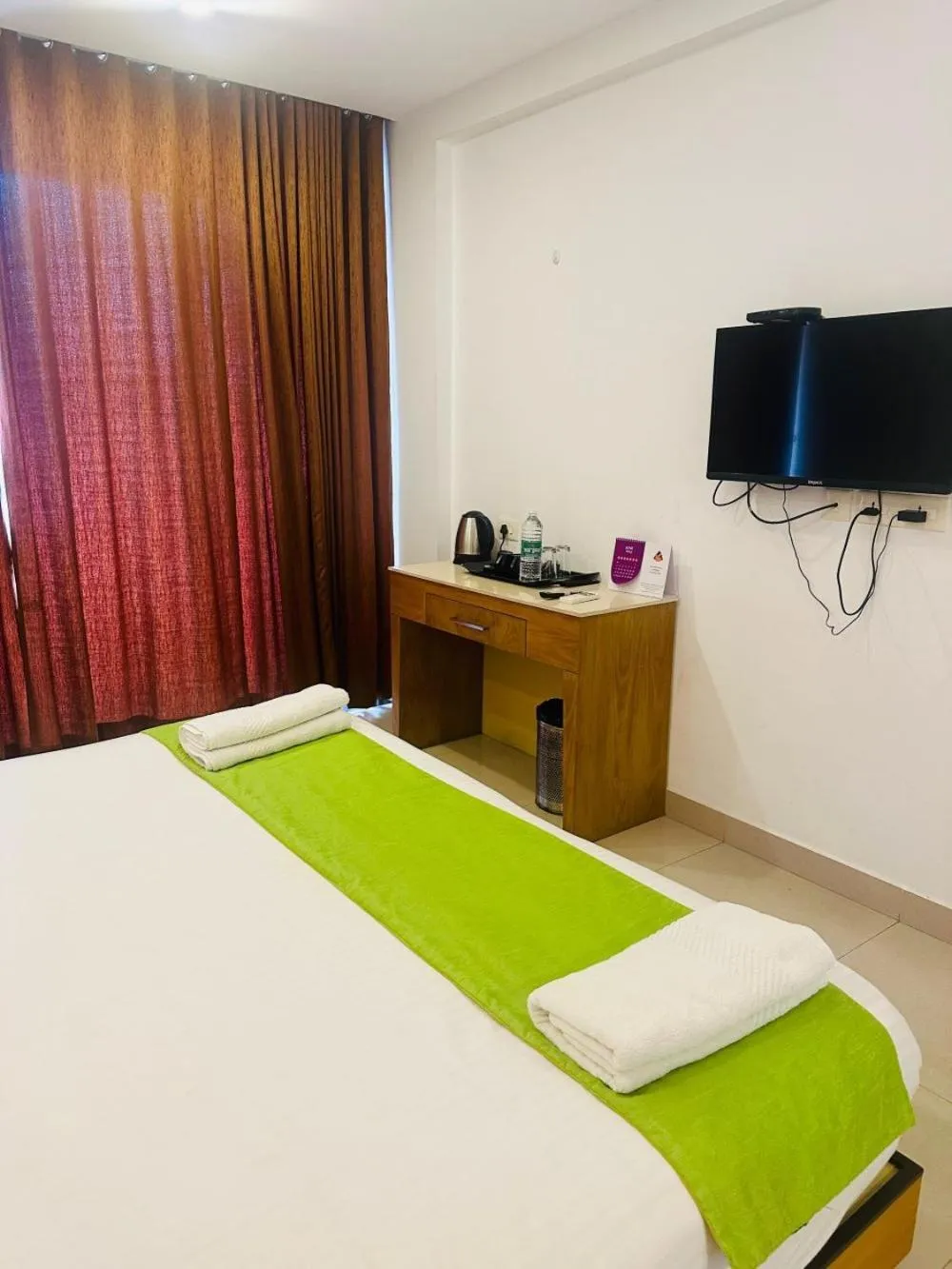 Bed in Cilantro By The Sea