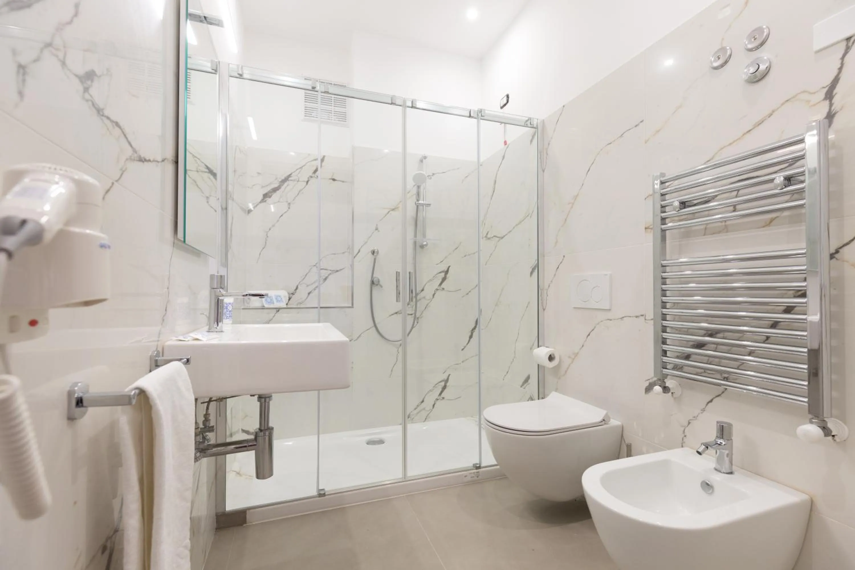 Shower in Don Vittorio Country Village