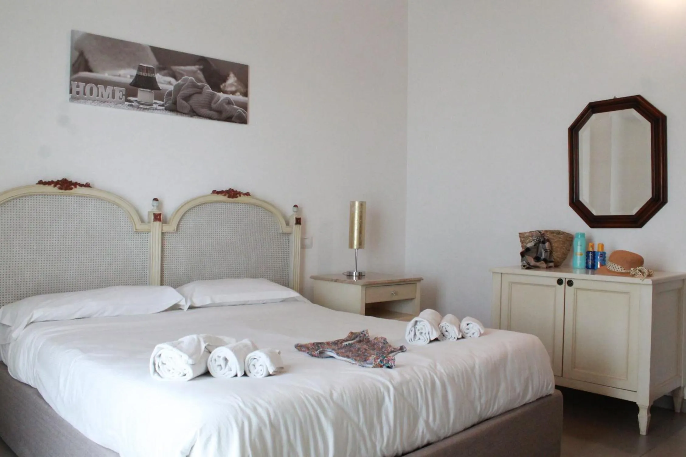 Bedroom, Bed in Don Vittorio Country Village