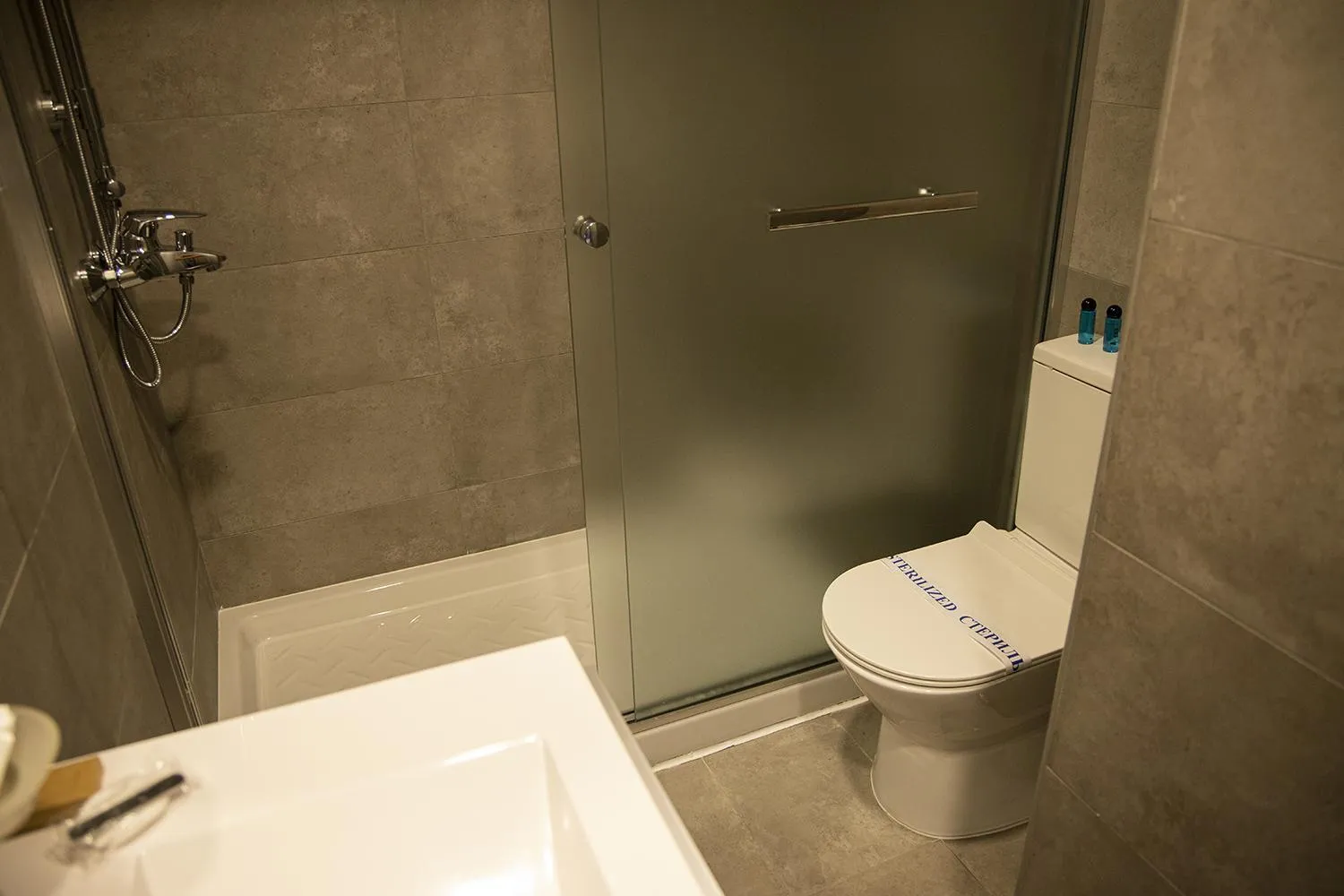 Bathroom in Jimmy's Suites