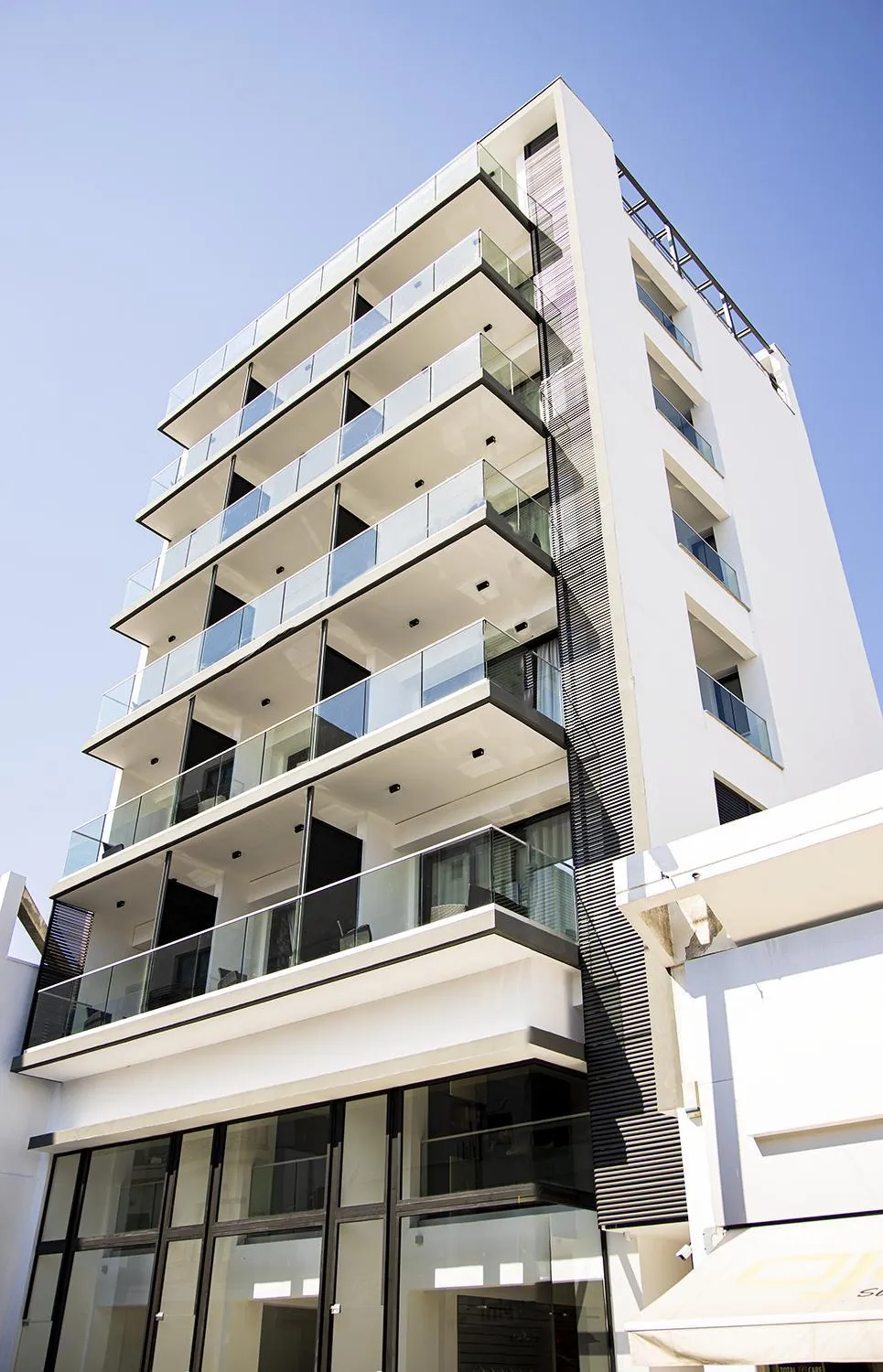 Facade/entrance in Jimmy's Suites