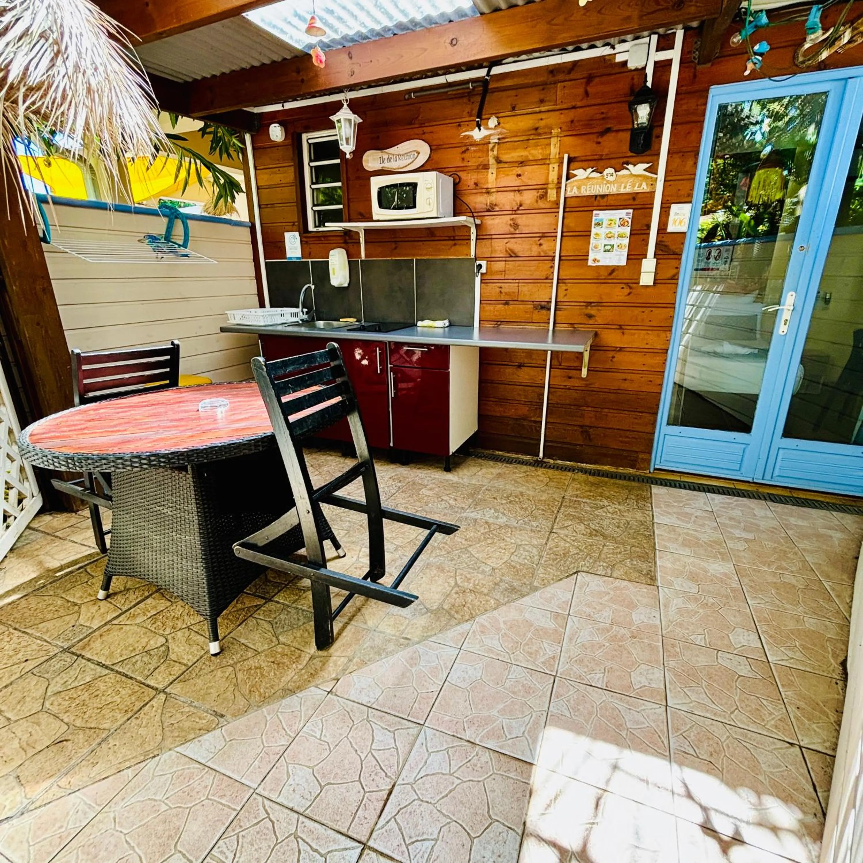 Kitchen or kitchenette in Hôtel Coco Island