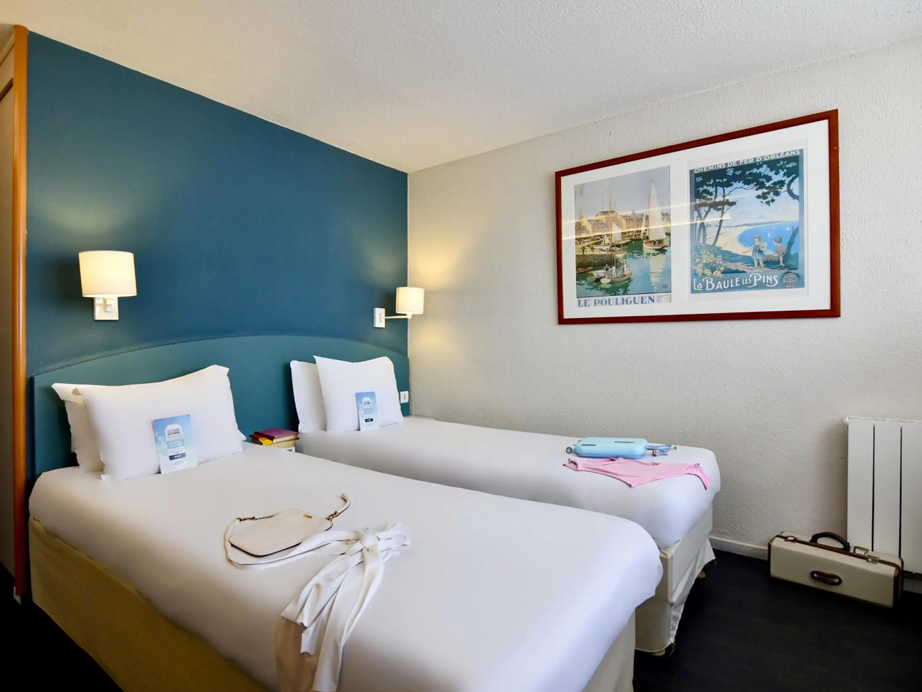 Bed in Kyriad Lannion-Perros-Guirec