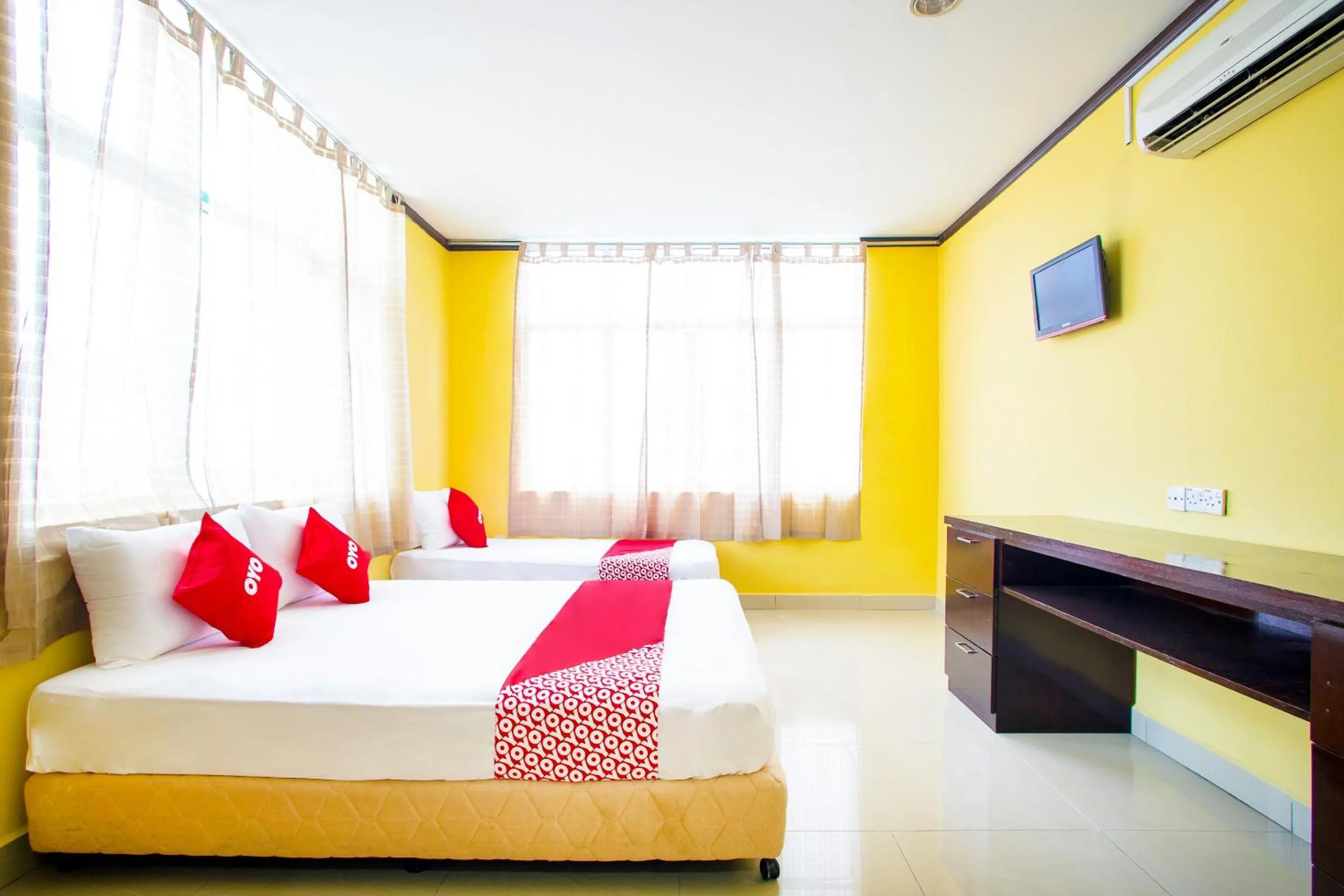 Bedroom, Bed in Hotel O Bbk