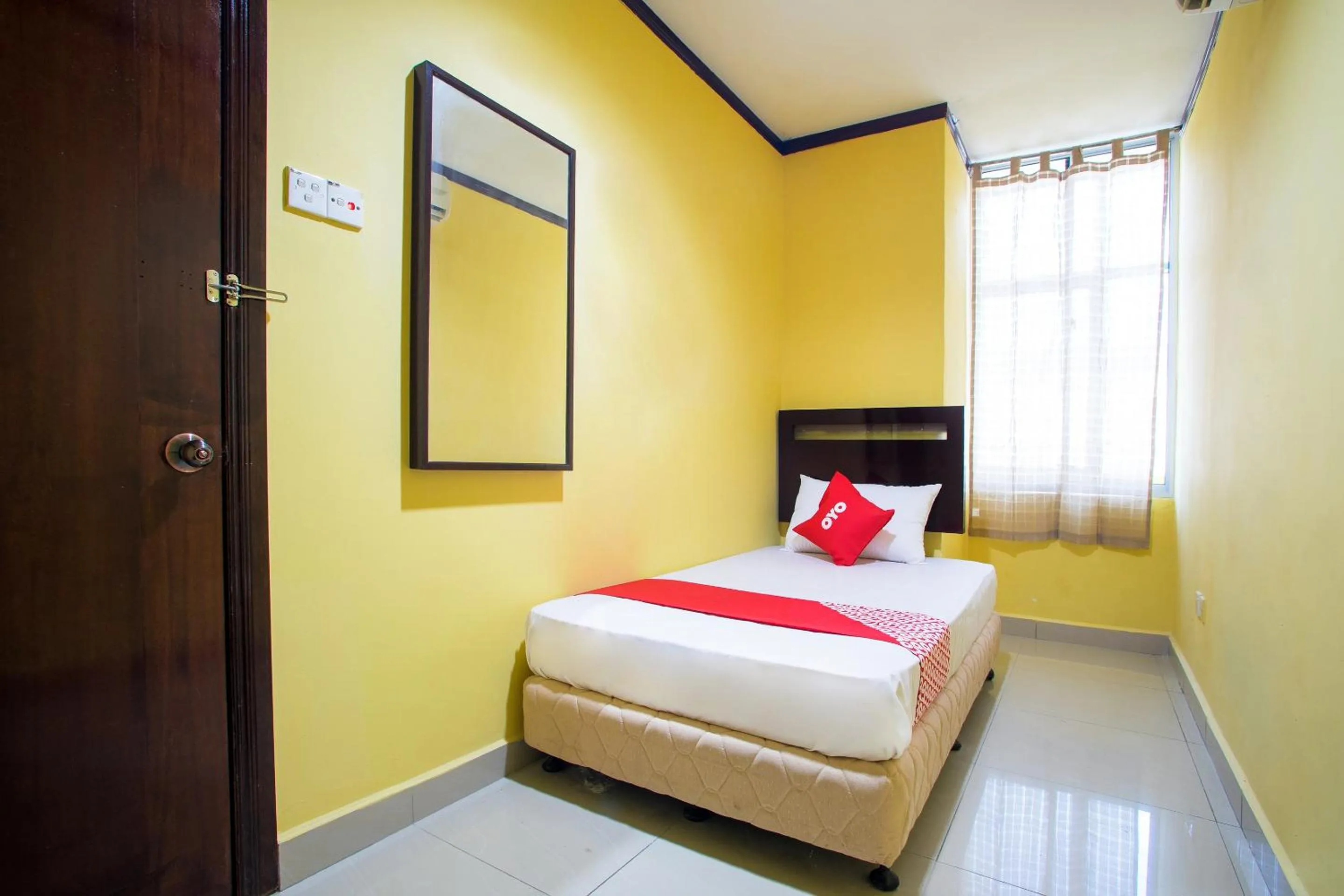 Bedroom, Bed in Hotel O Bbk