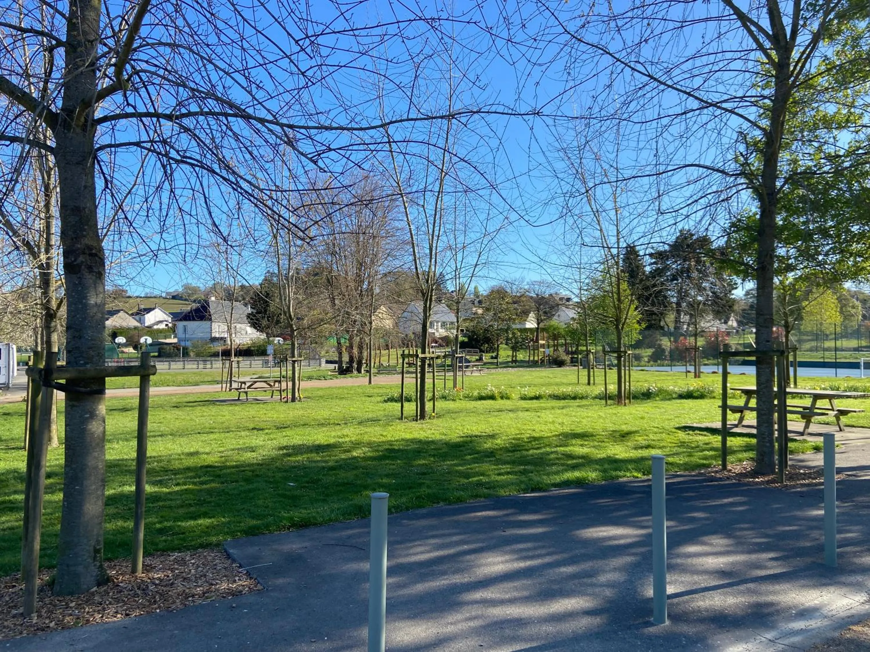 Nearby landmark in La Blanche Roche