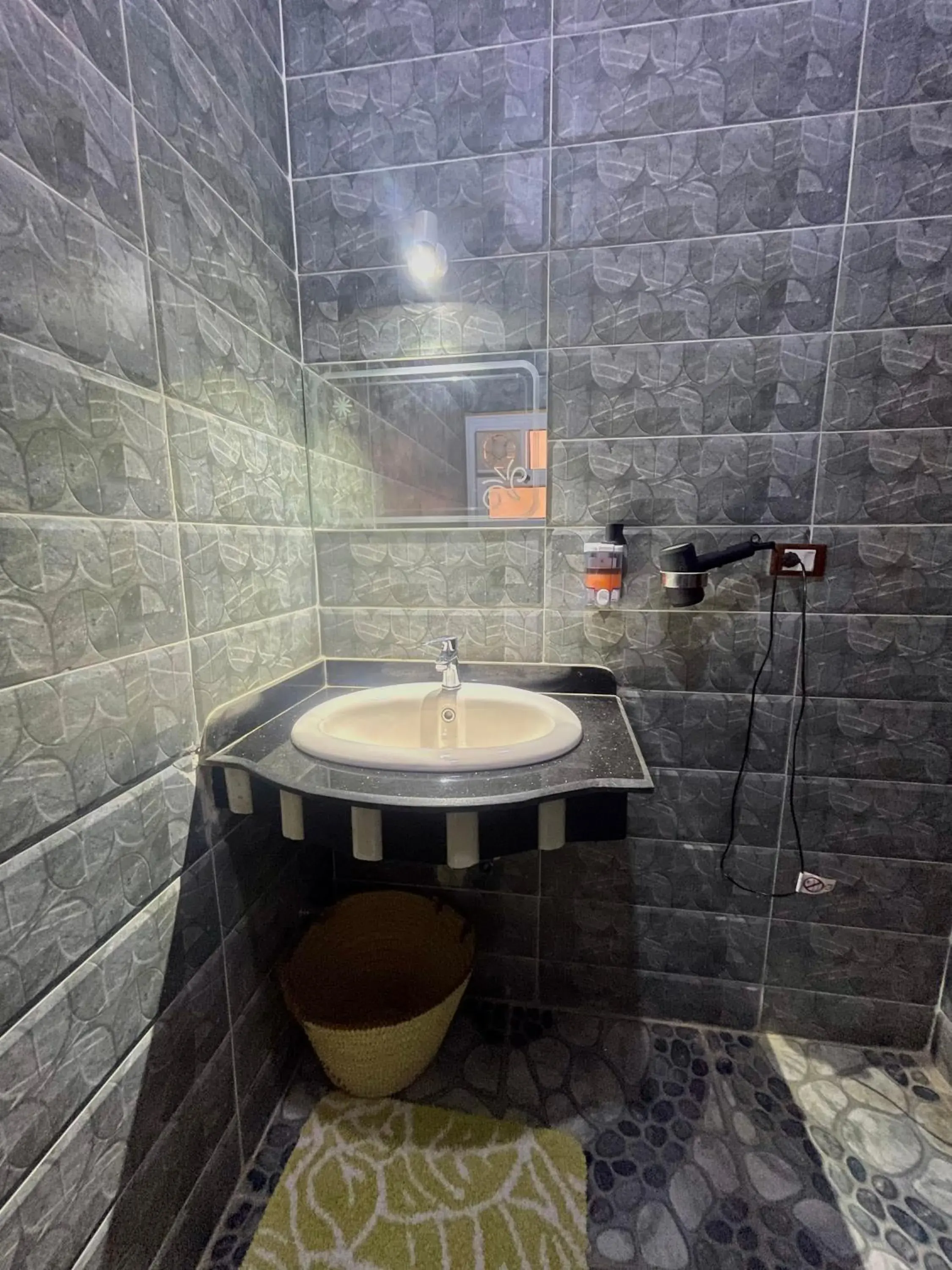 Deluxe Double or Twin Room with City View in Nile Panorama Hotel & Restaurant Deluxe Double or Twin Room with City View in Nile Panorama Hotel & Restaurant