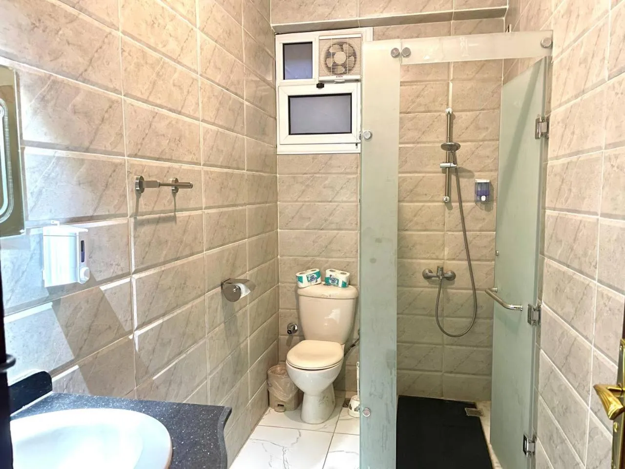 Shower in Nile Panorama Hotel & Restaurant