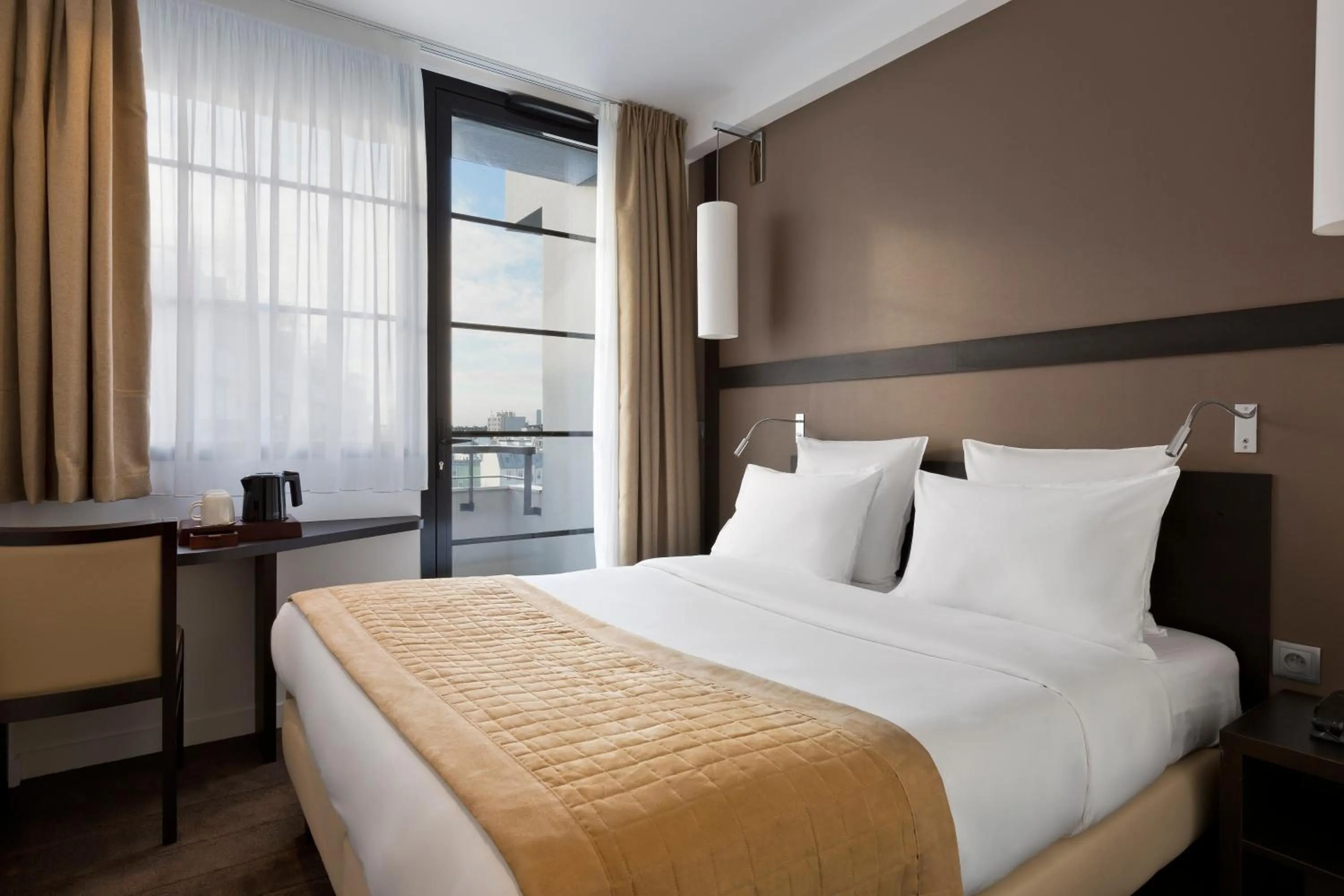 Balcony/Terrace, Bed in Simon's Boutique Hôtel