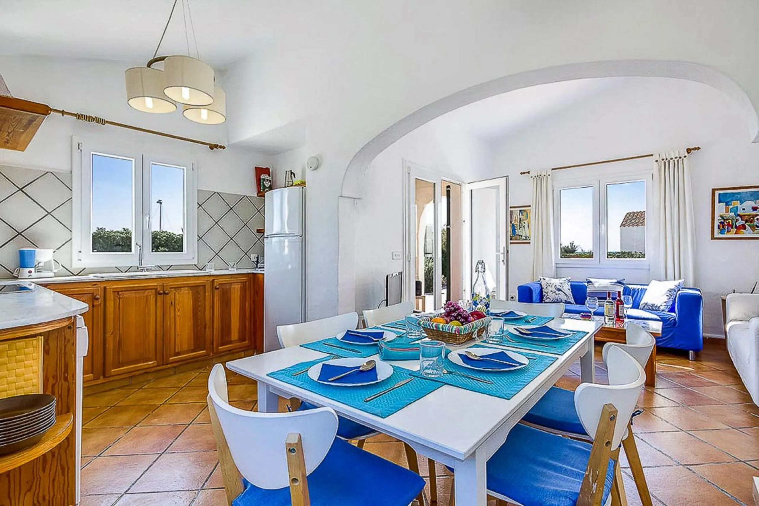 Dining area in Villa FARO by Mauter Villas