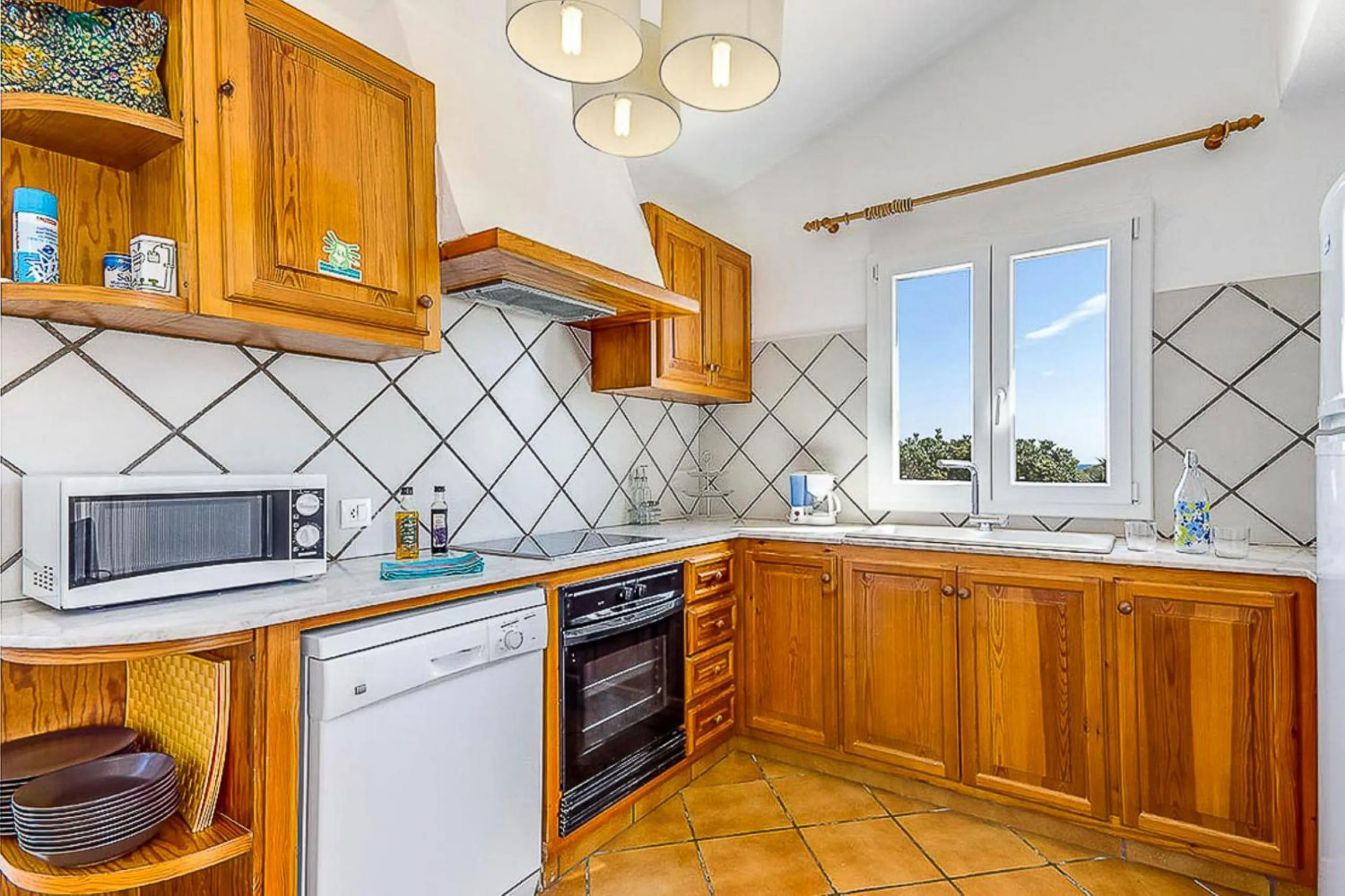 Kitchen or kitchenette in Villa FARO by Mauter Villas