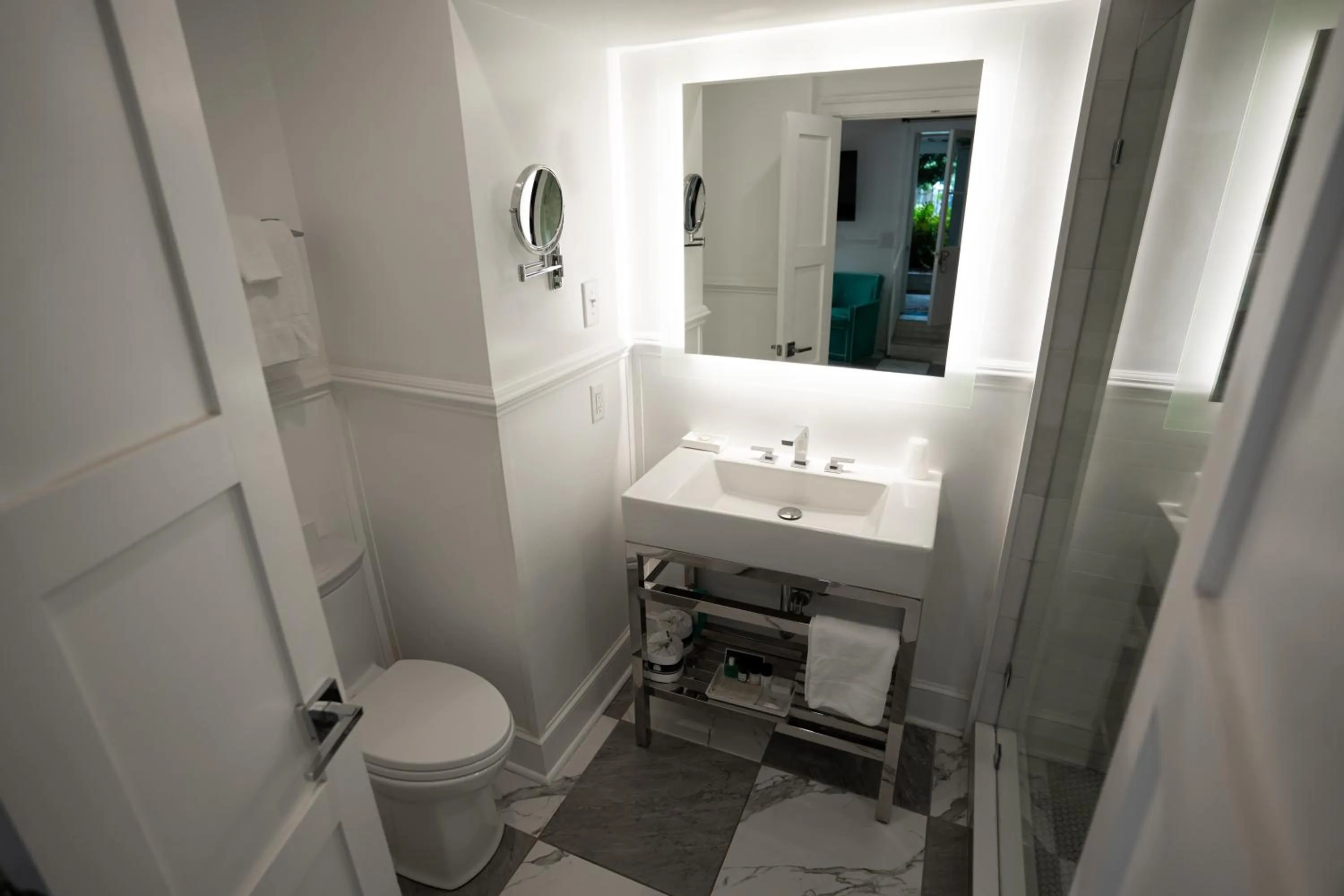 Bathroom in 20 South Battery