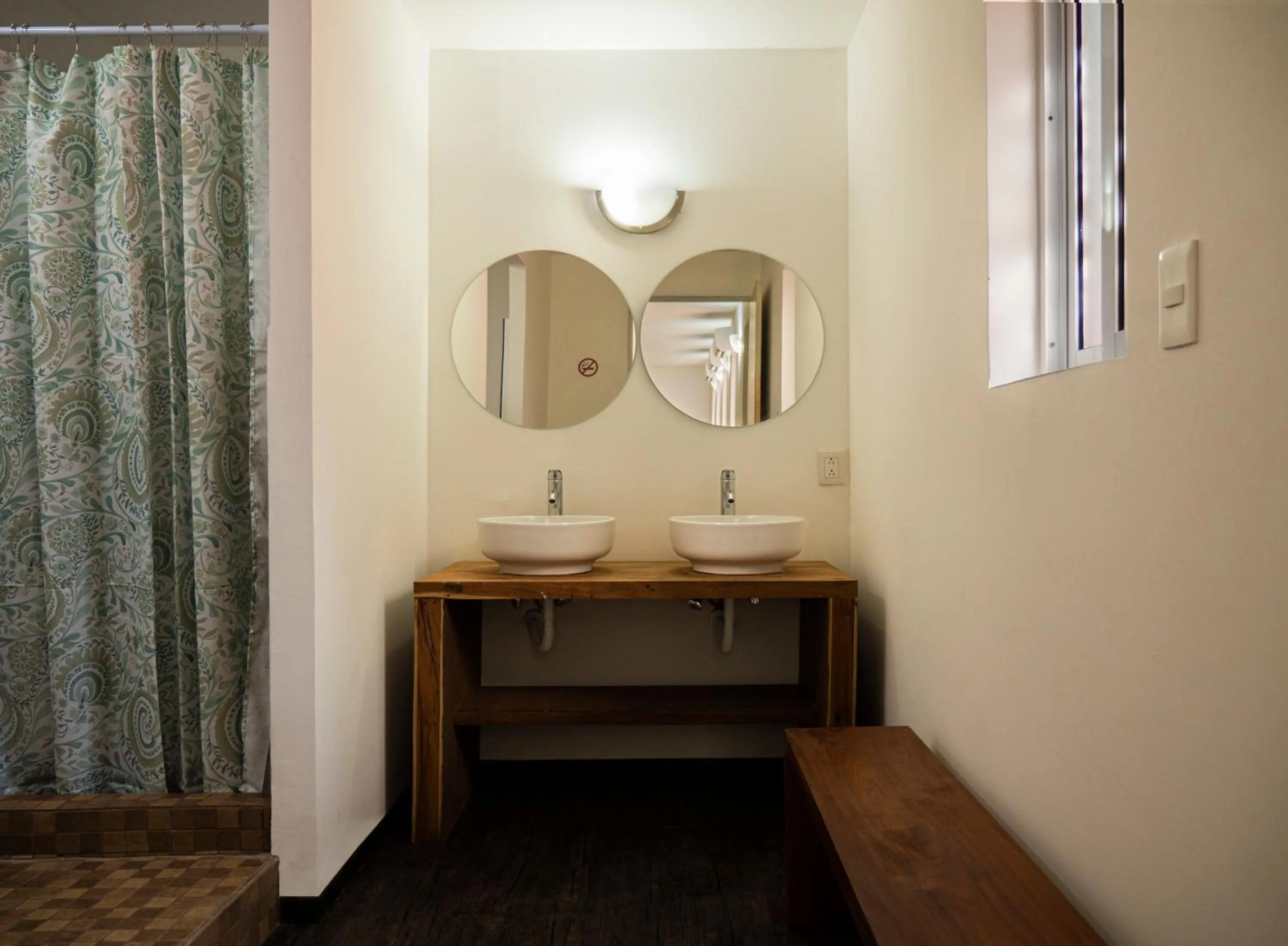 Bathroom in Colorbox beds and rooms