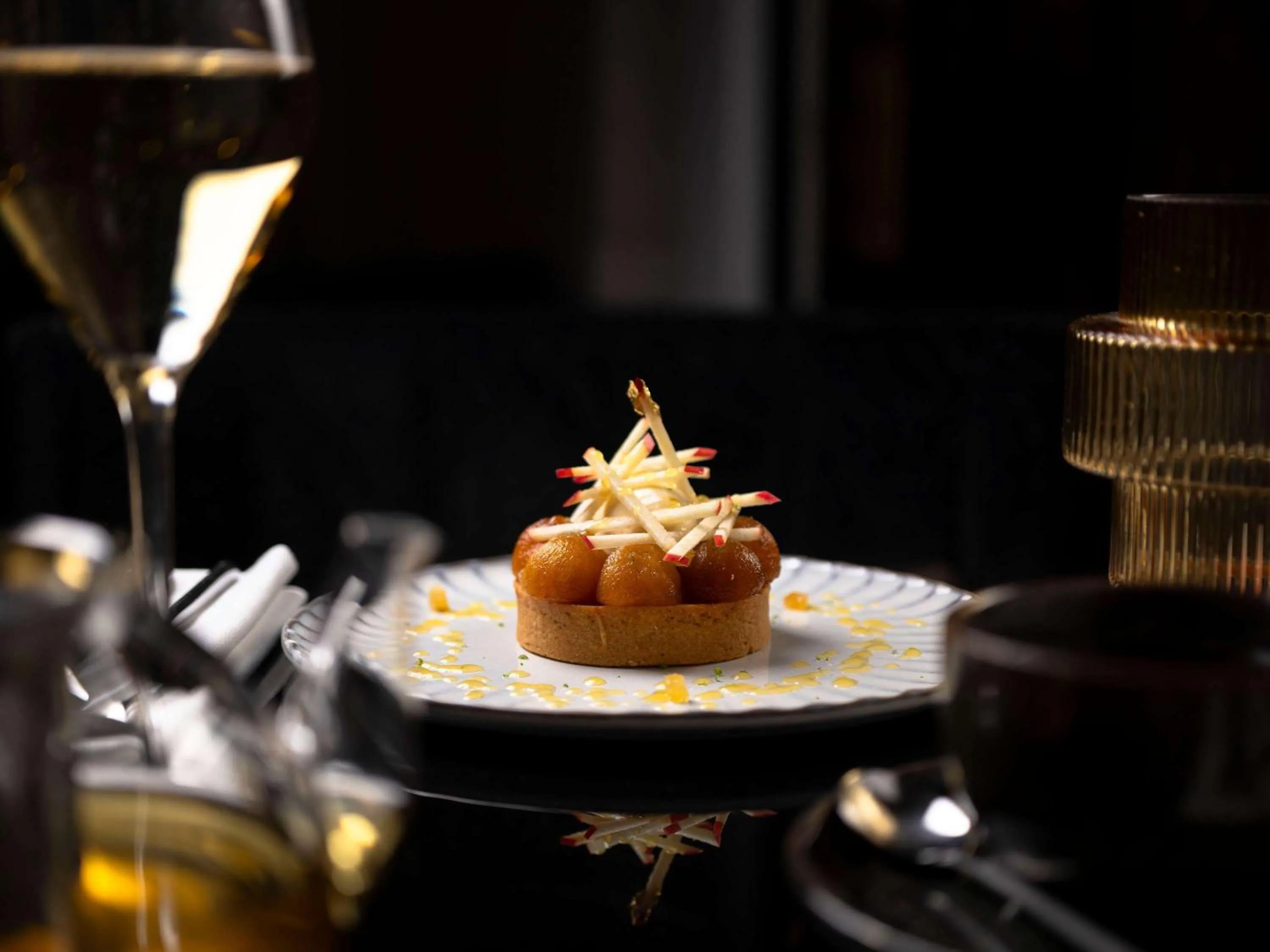 Restaurant/places to eat in Sofitel Paris Le Faubourg