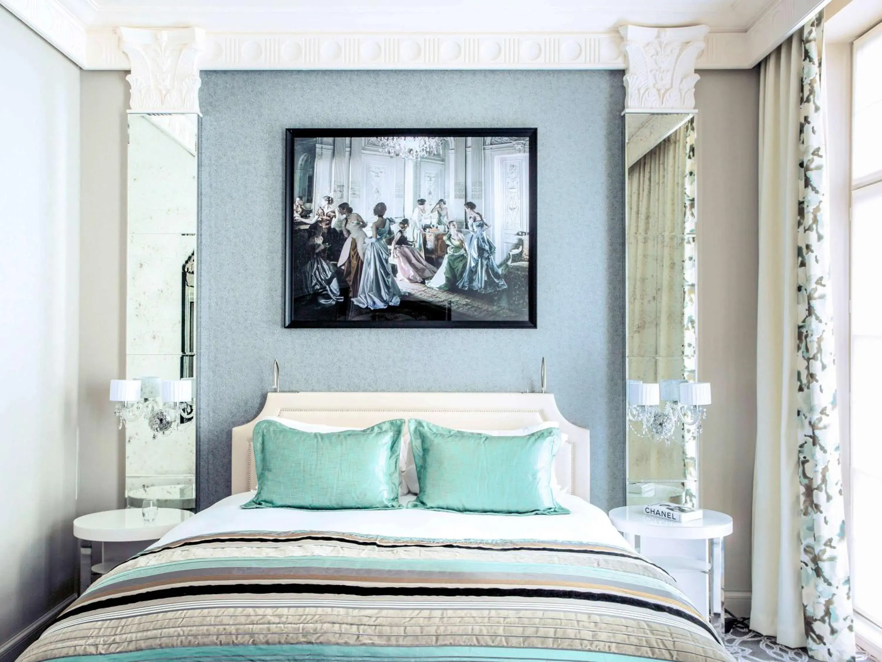 Superior Room in Sofitel Paris Le Faubourg Superior Room in Sofitel Paris Le Faubourg