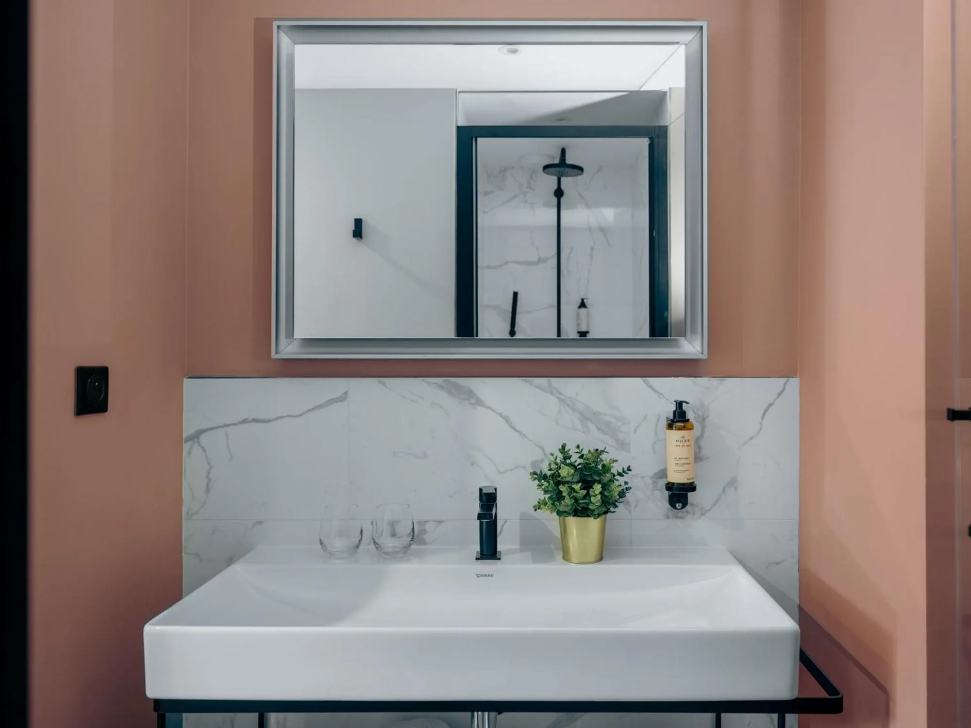 Bathroom in Le Nemours Rennes