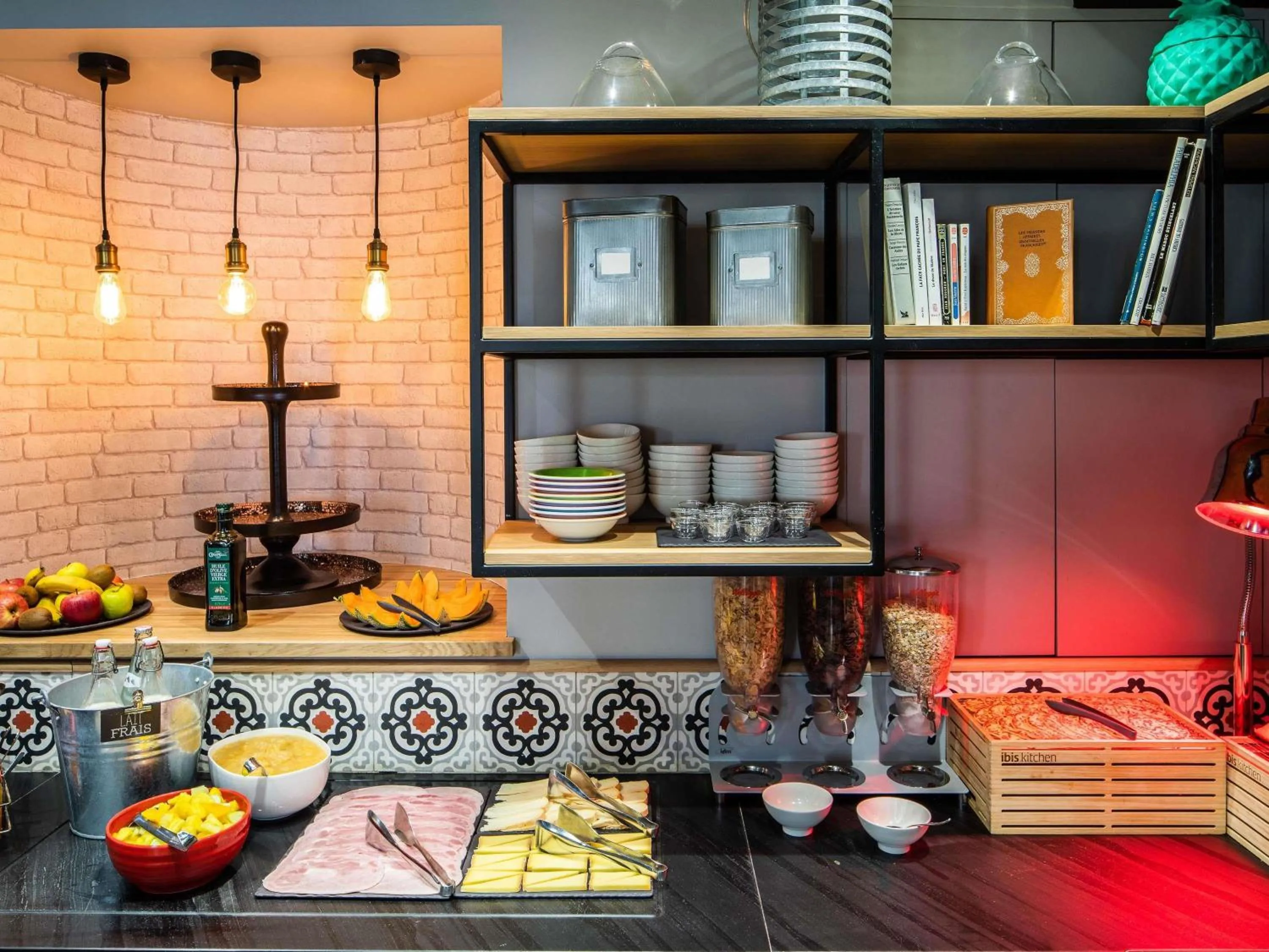 Breakfast in ibis Styles Dinan Centre Ville