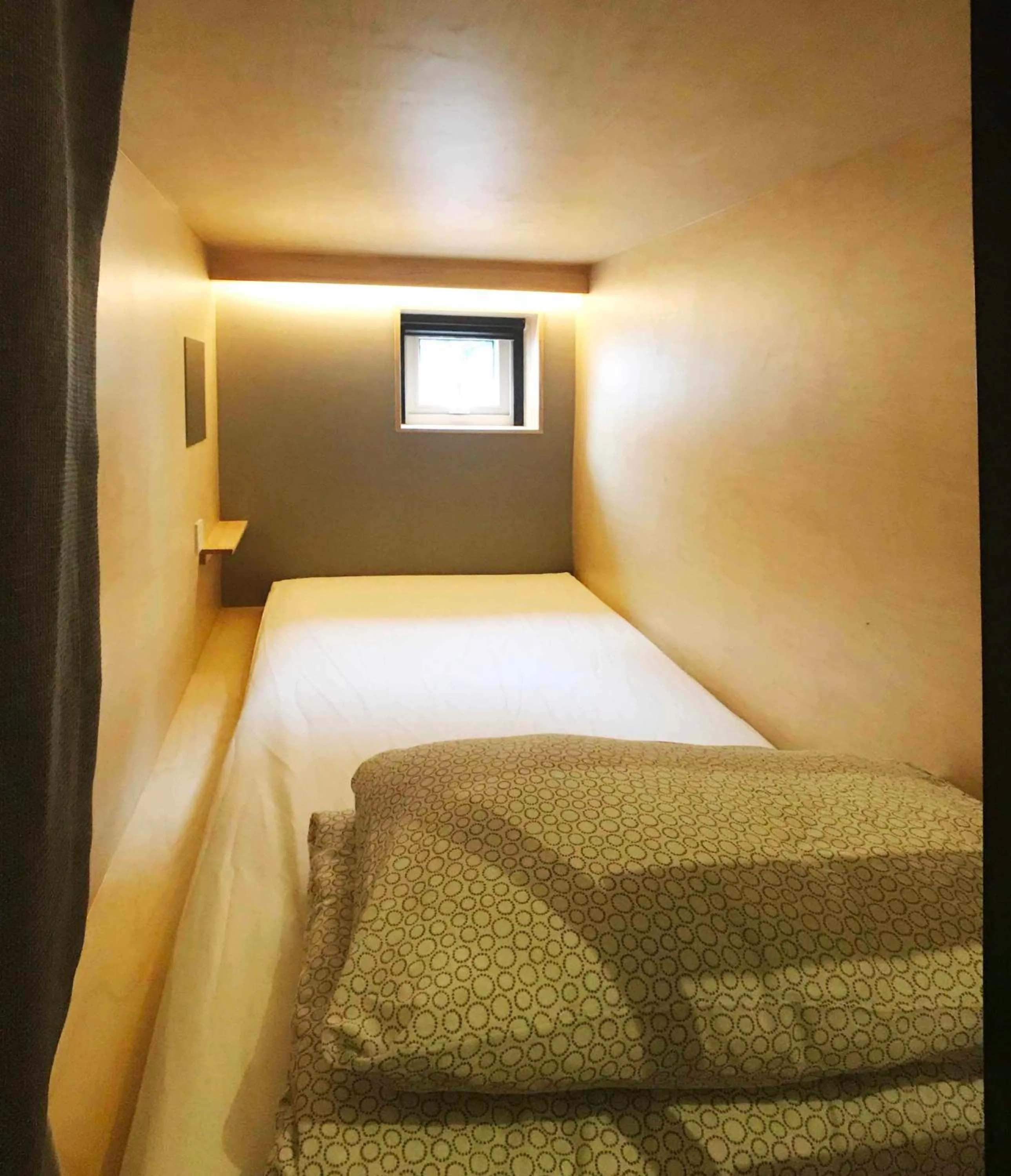 Bed in Seoul Cube Itaewon