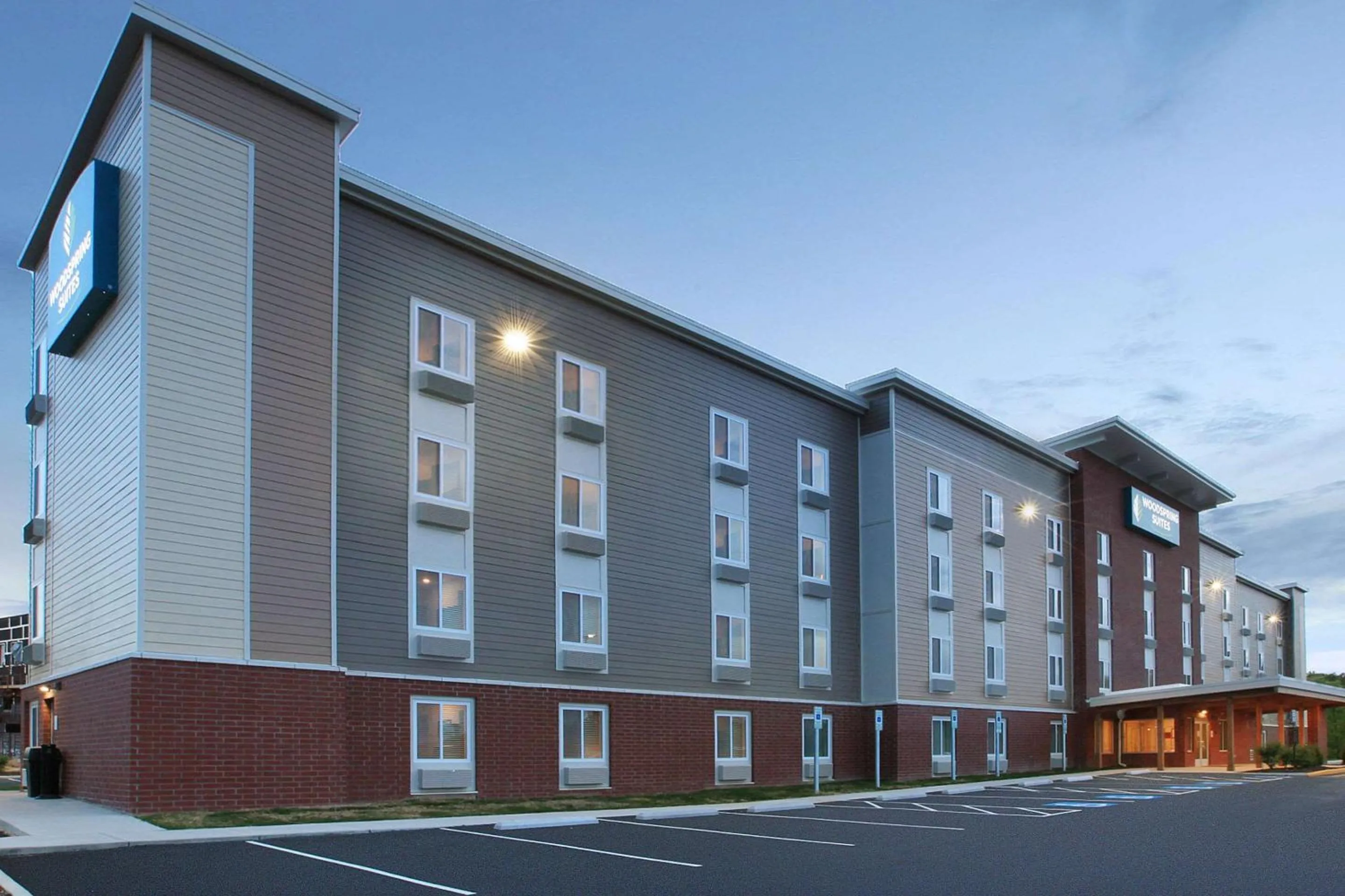 Property building in WoodSpring Suites Quantico