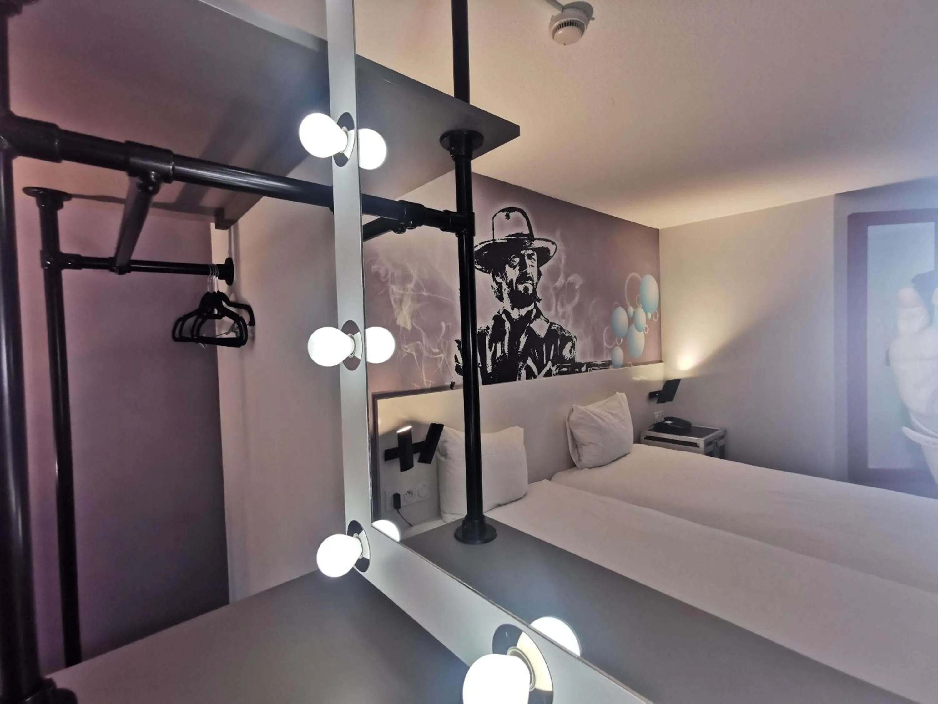 Bedroom, Bed in Ibis Styles Paris Saint Denis La Plaine