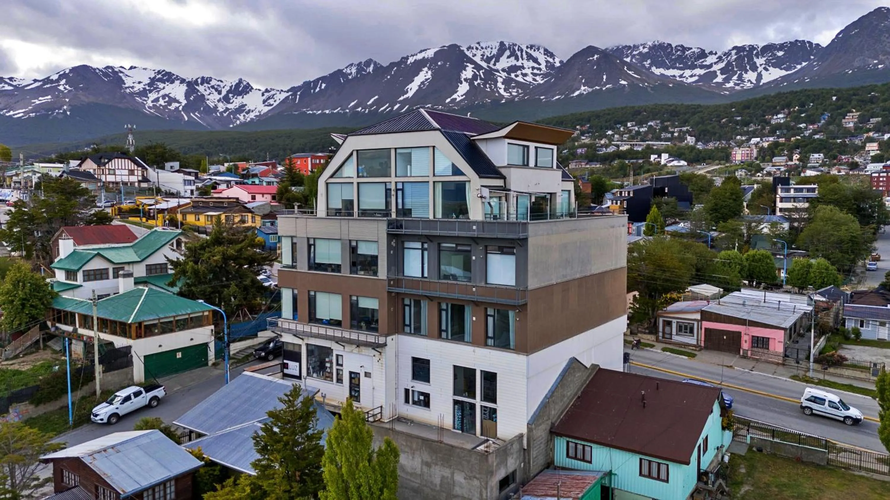 Property building in Magallanes Flat