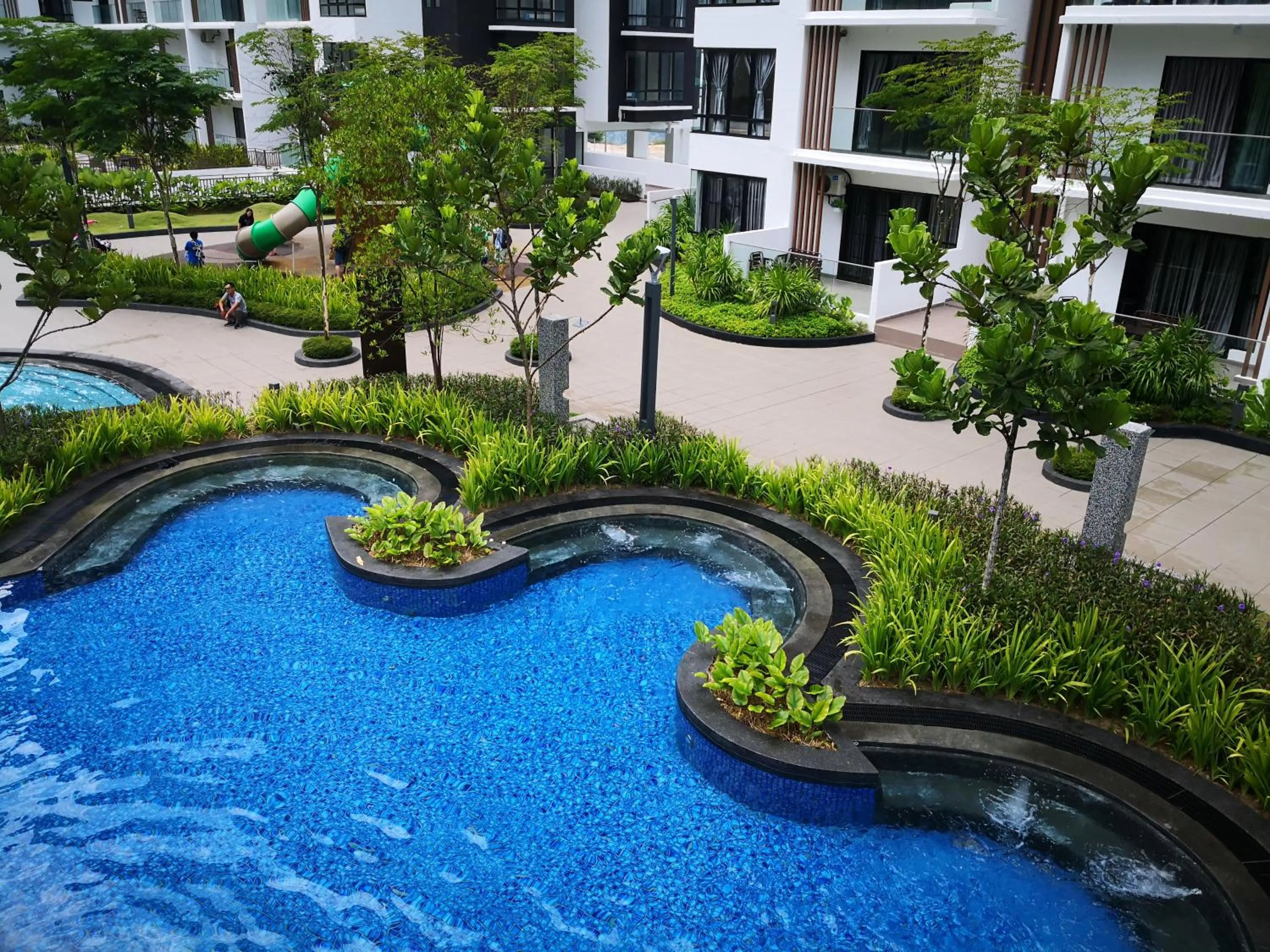 Pool view in Urban Tropic@Midhill Genting Highland (Free Wi-Fi)