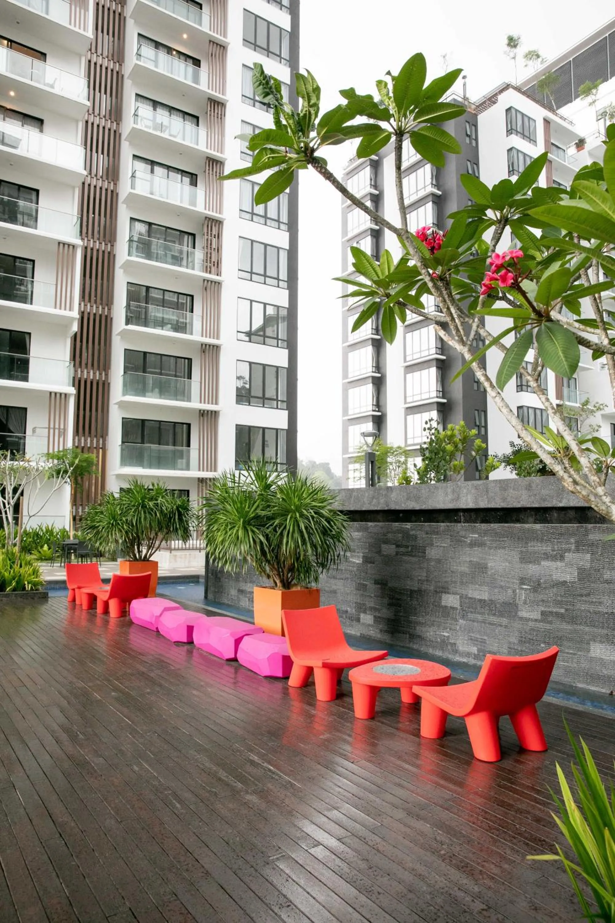 Patio in Urban Tropic@Midhill Genting Highland (Free Wi-Fi)