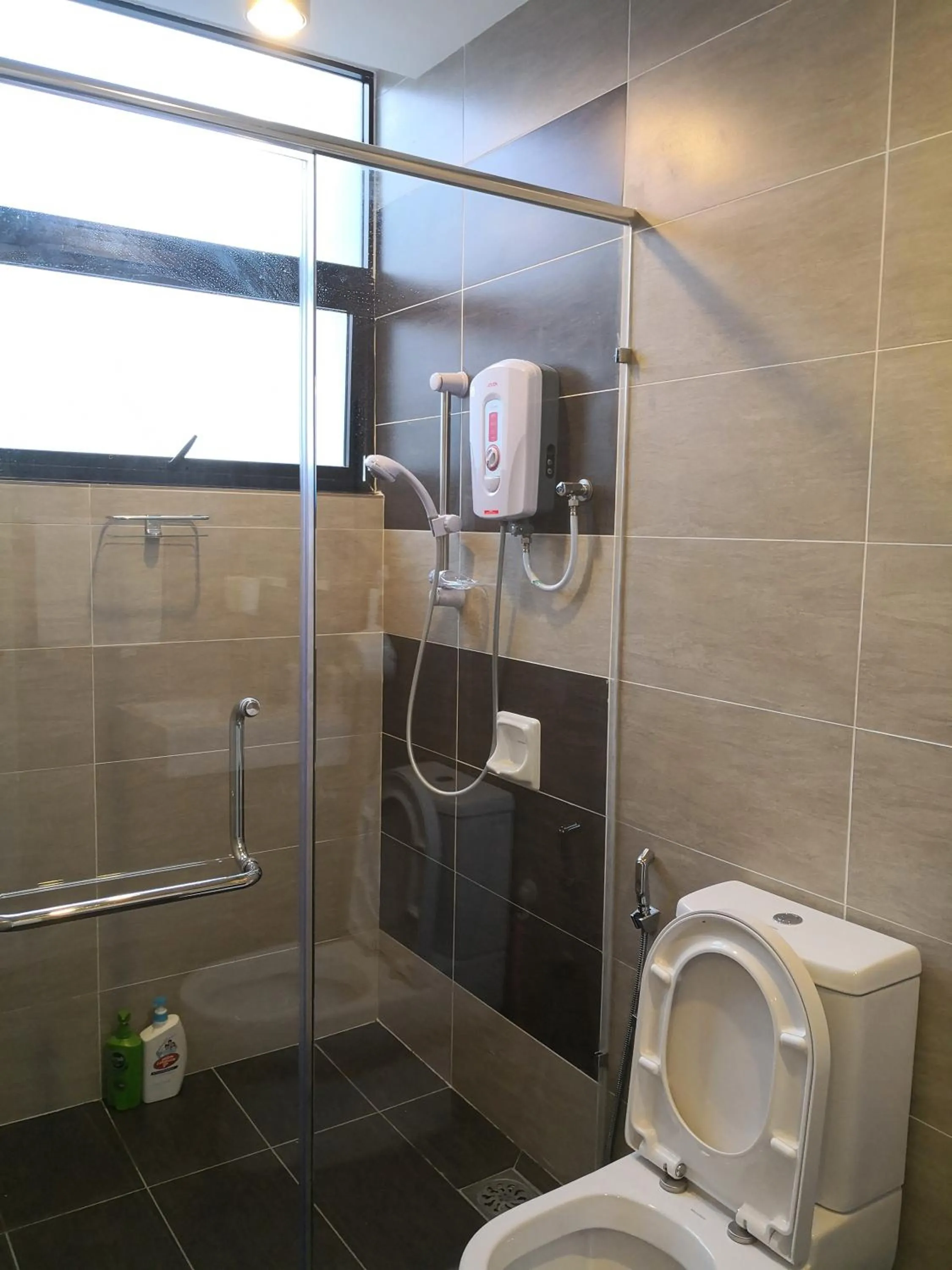 Bathroom in Urban Tropic@Midhill Genting Highland (Free Wi-Fi)