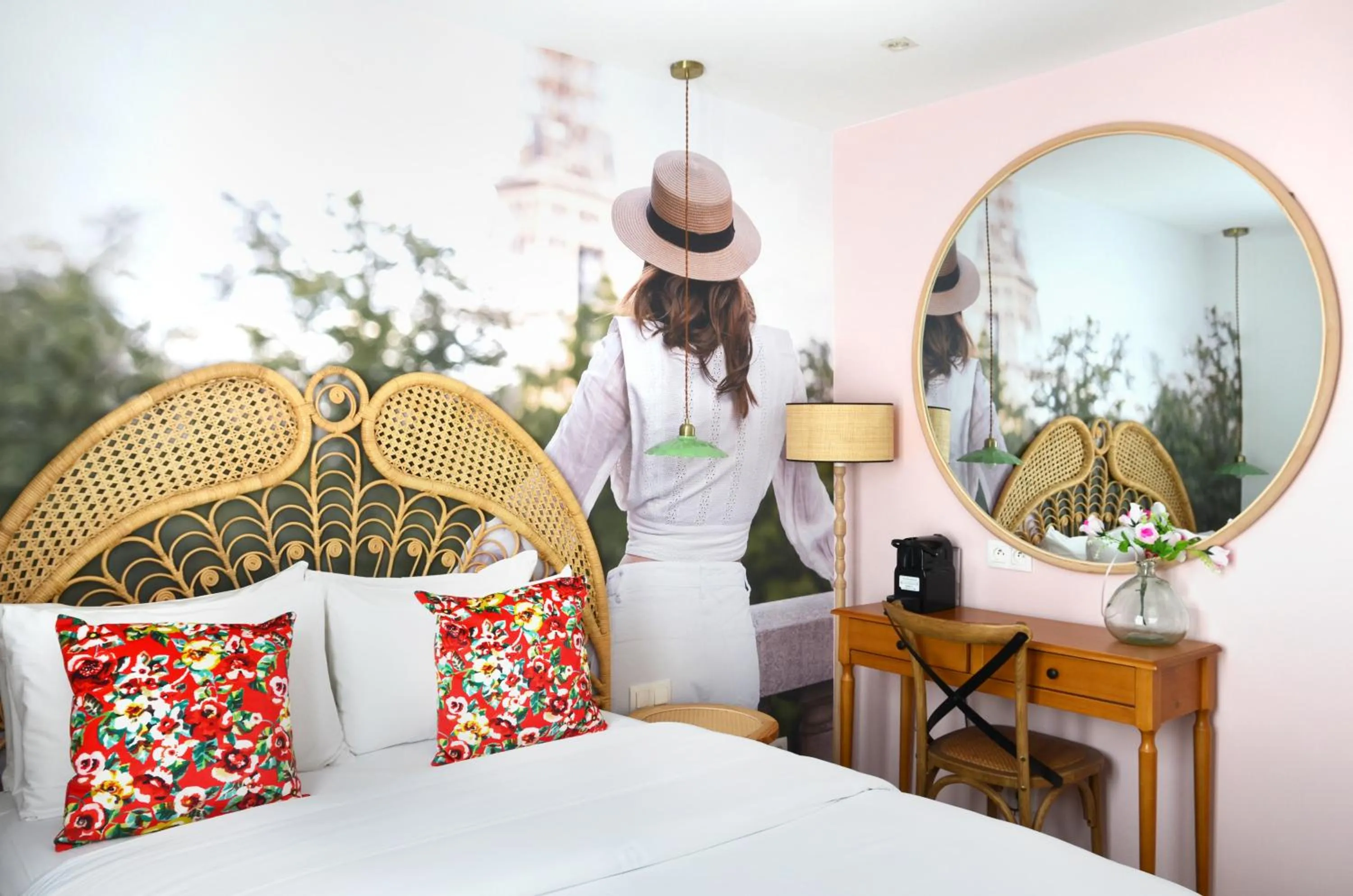 Bed in Le Glam's Hotel