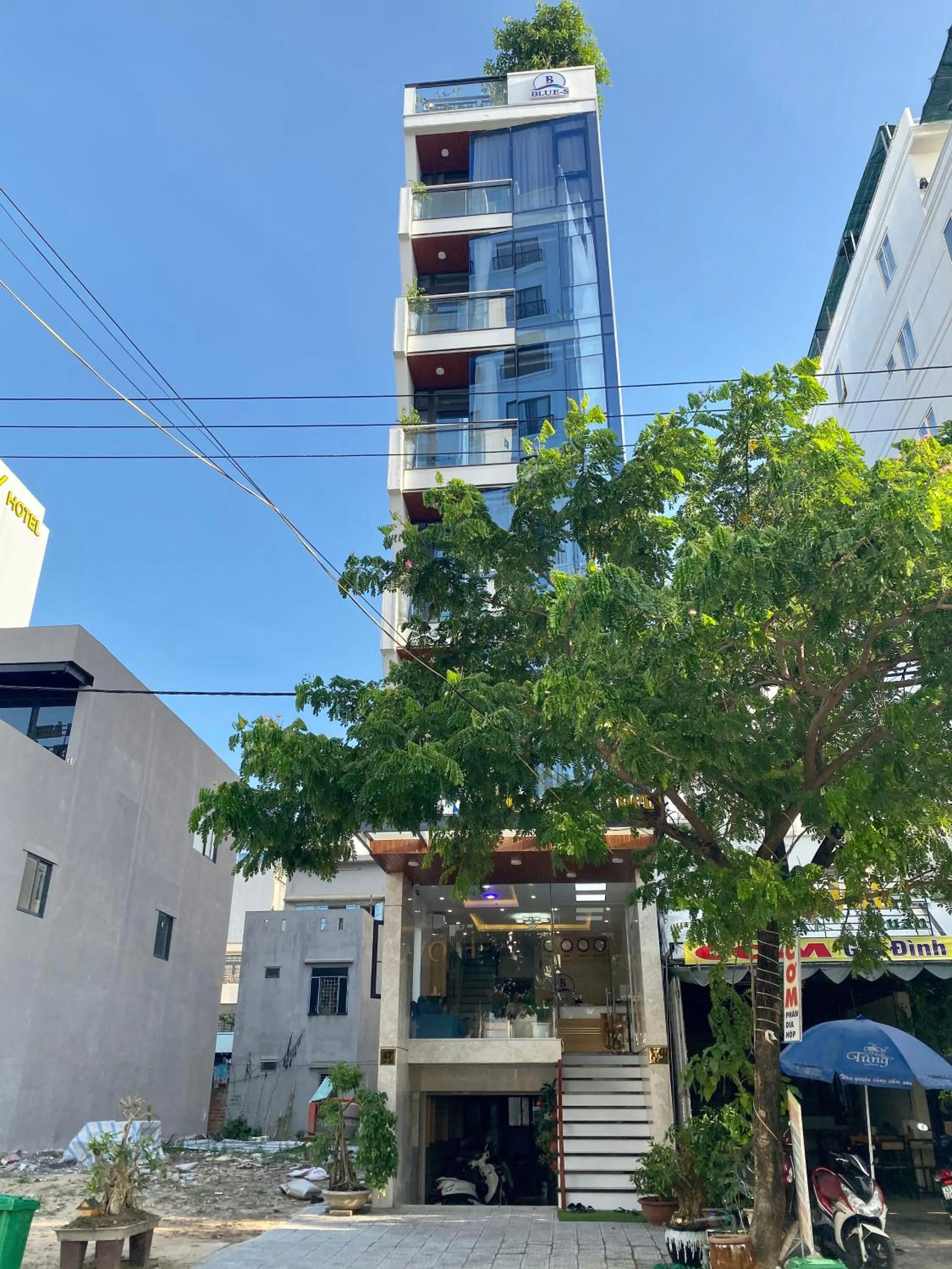 Property building in Blue-S Hotel & Apartment