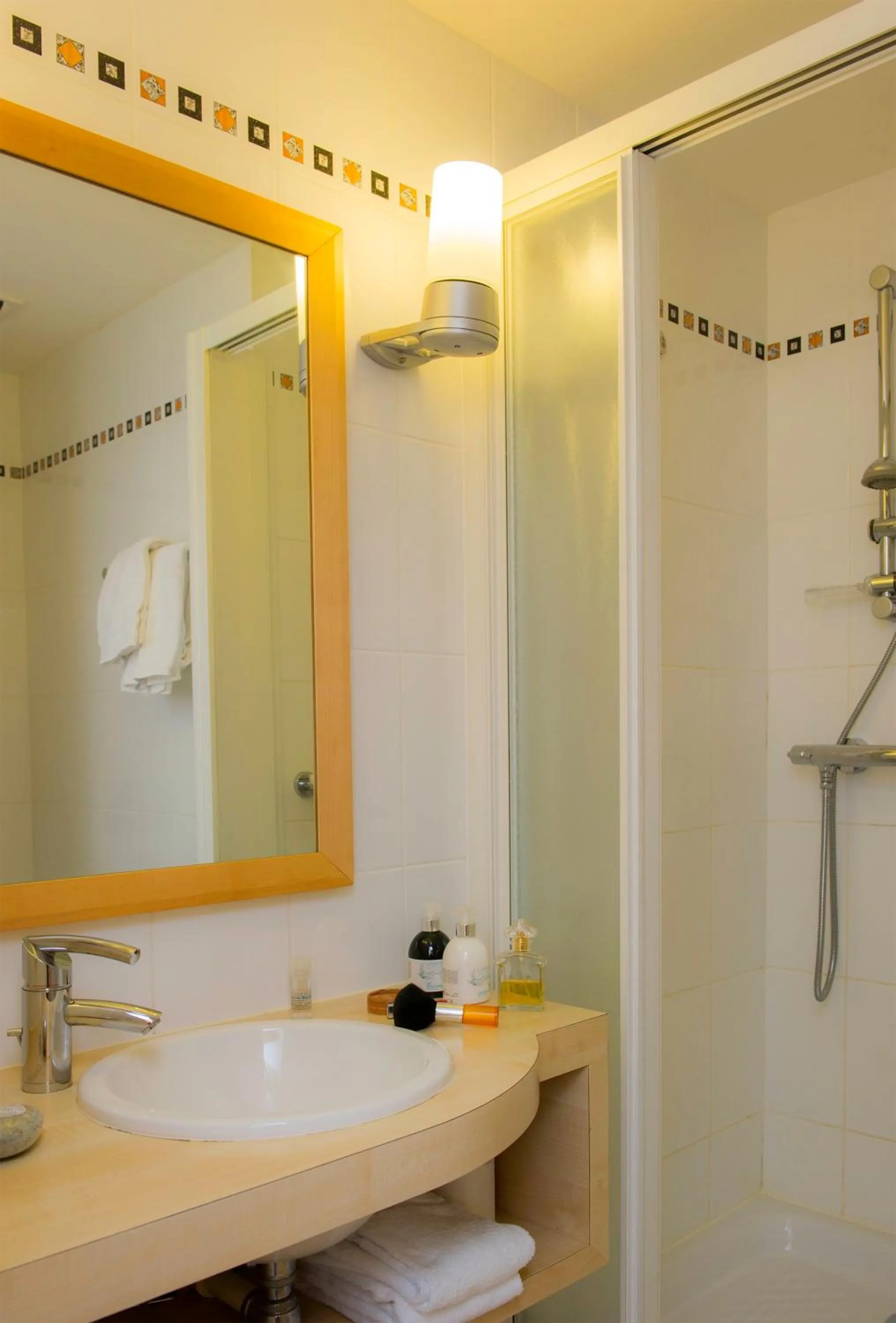 Other in Hôtel Vacances Bleues Villa Caroline