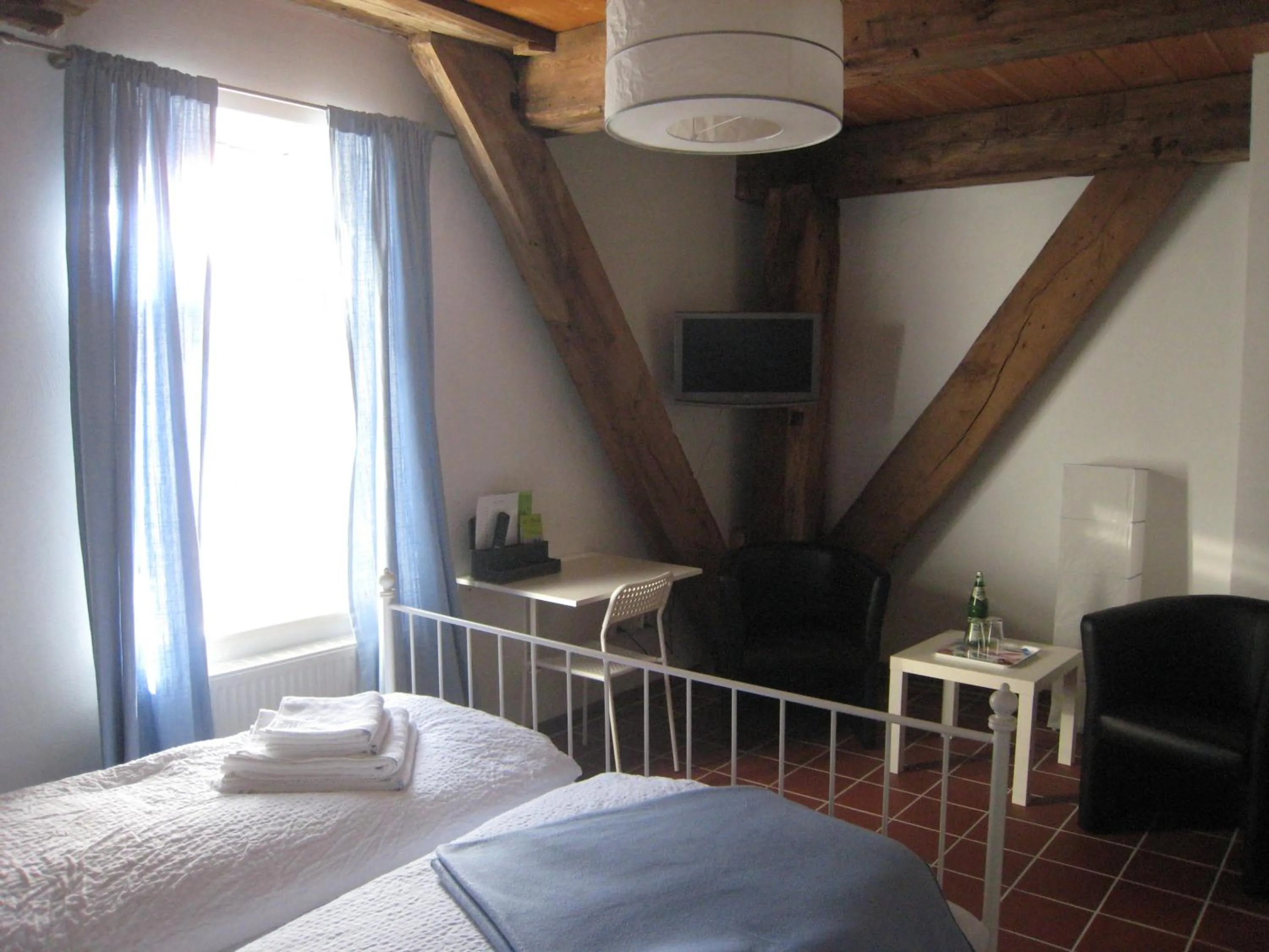 Seating area, Bed in To`n Schlagboom