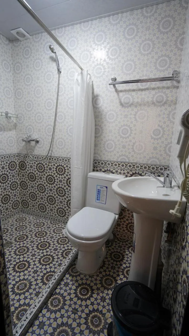 Shower in Samarkand City Center Hotel