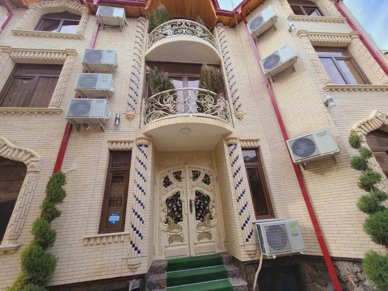 Property building in Samarkand City Center Hotel