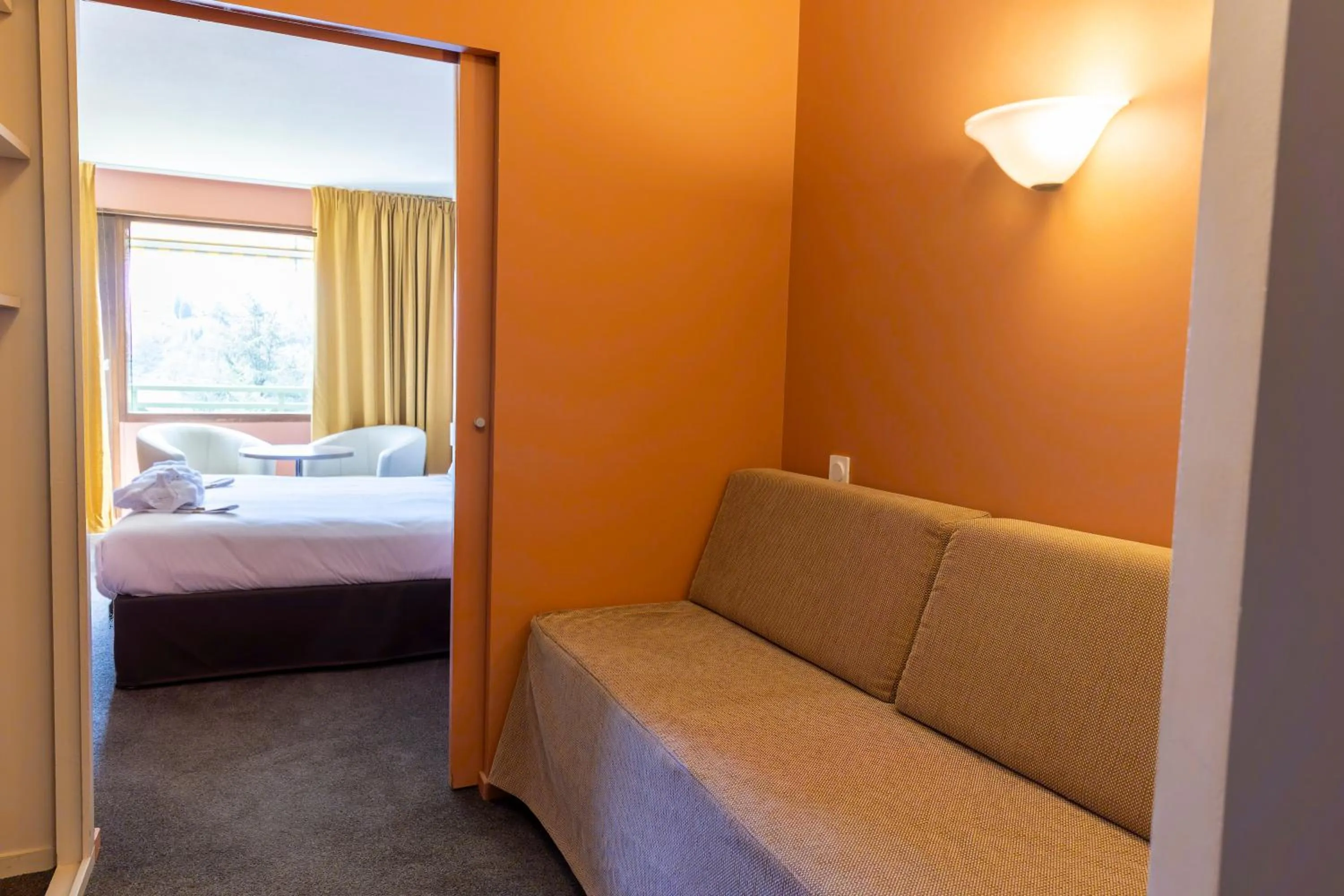 Photo of the whole room, Bed in Hotel *** & Spa Vacances Bleues Villa Marlioz