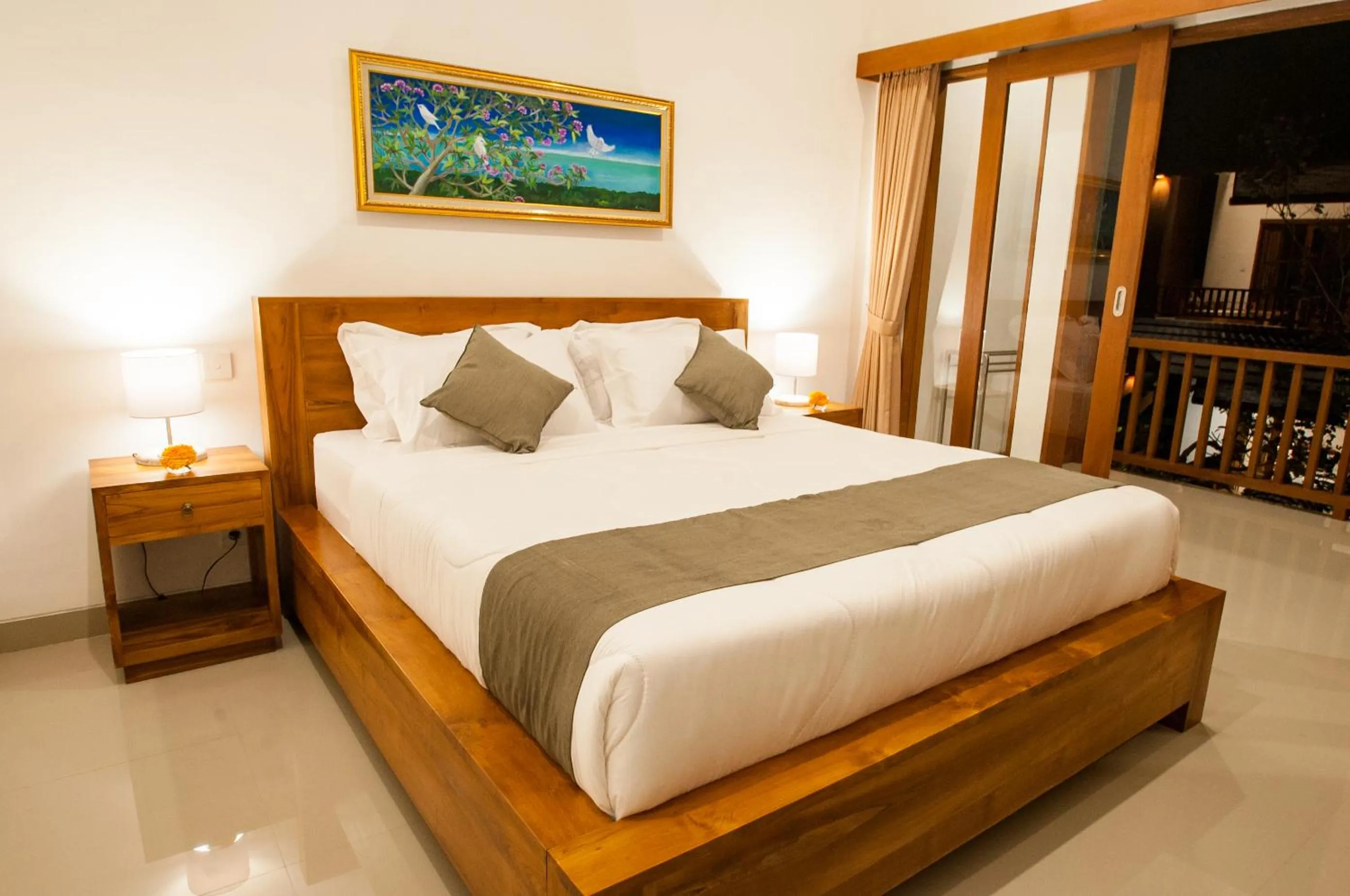 Bed in Flamboyant Villa Ubud