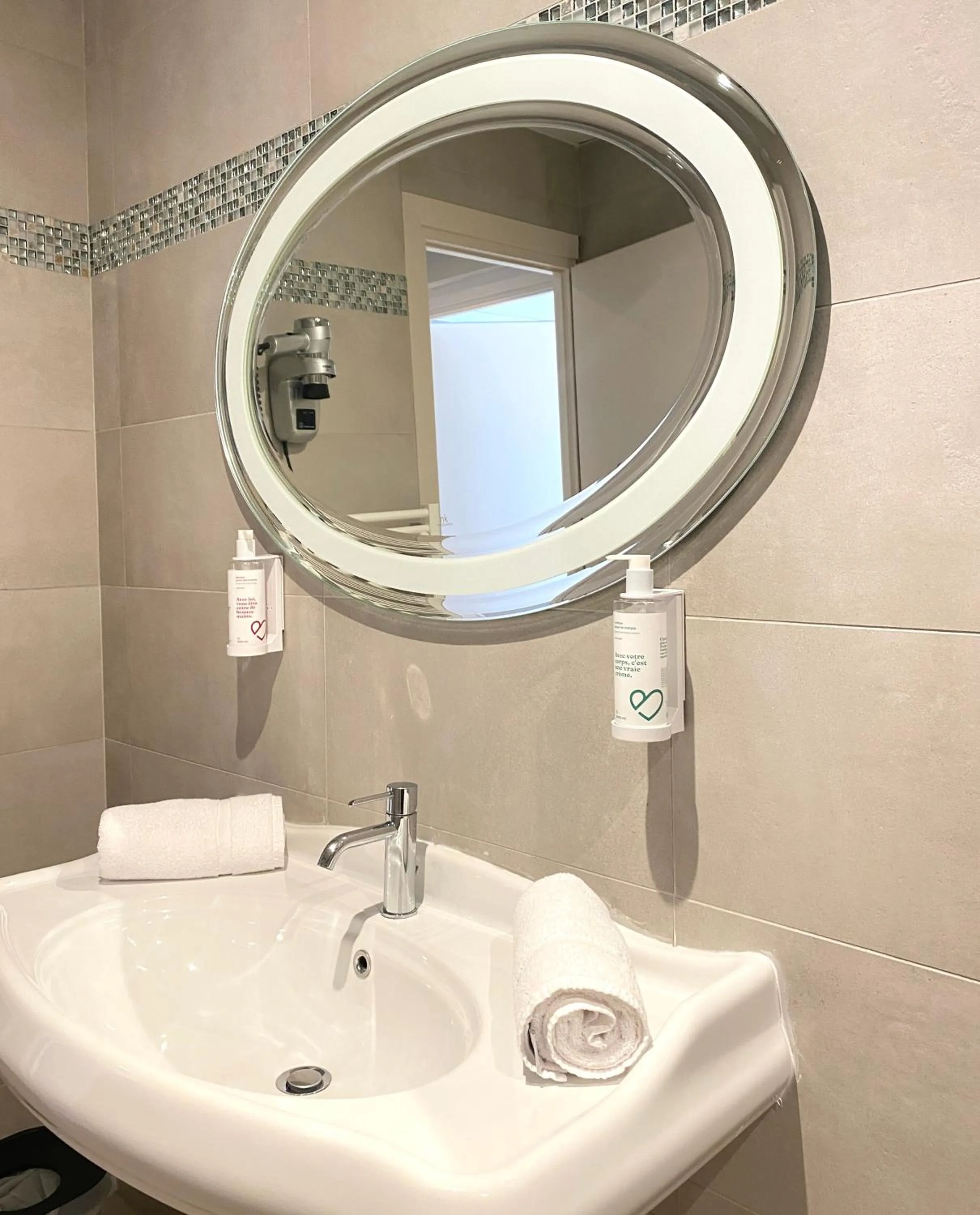 Hôtel Le Royal Promenade des Anglais