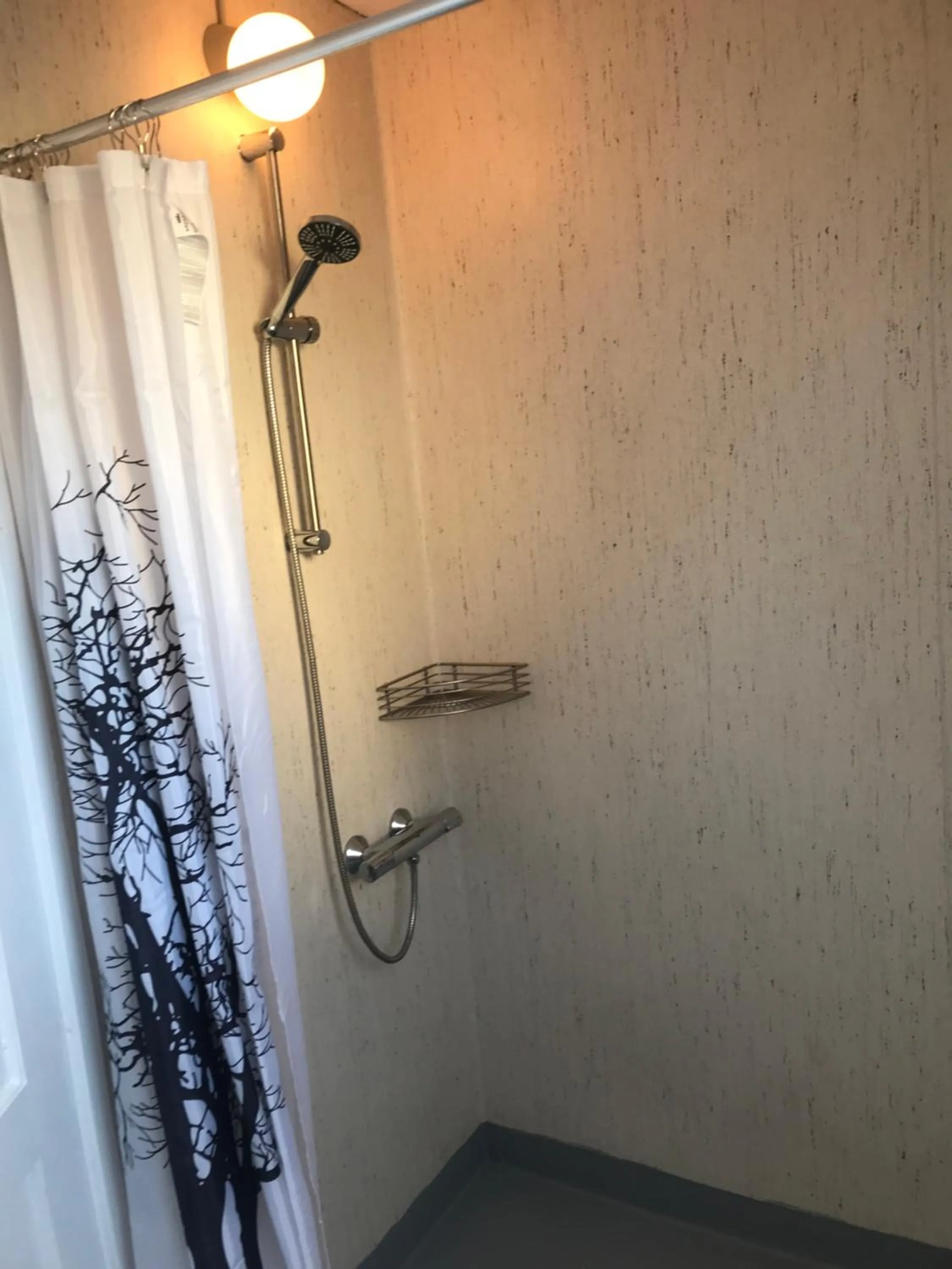 Shower in HotelPandekagehuset B&B