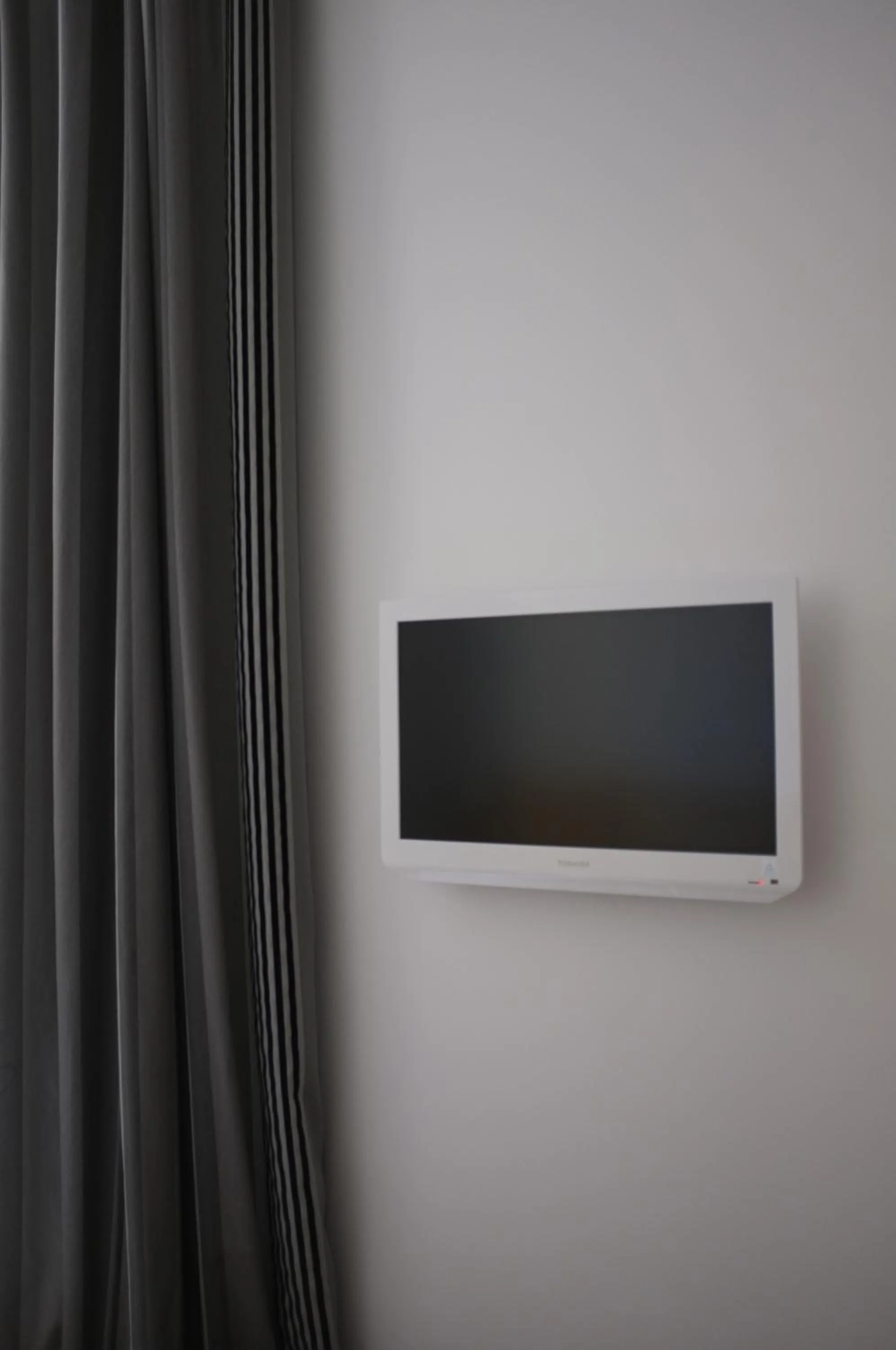 TV and multimedia in Hôtel Hermès