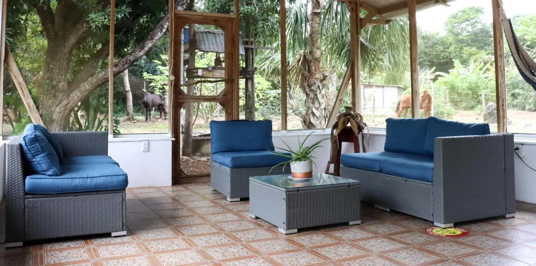 Communal lounge/ TV room in Horse Cottage