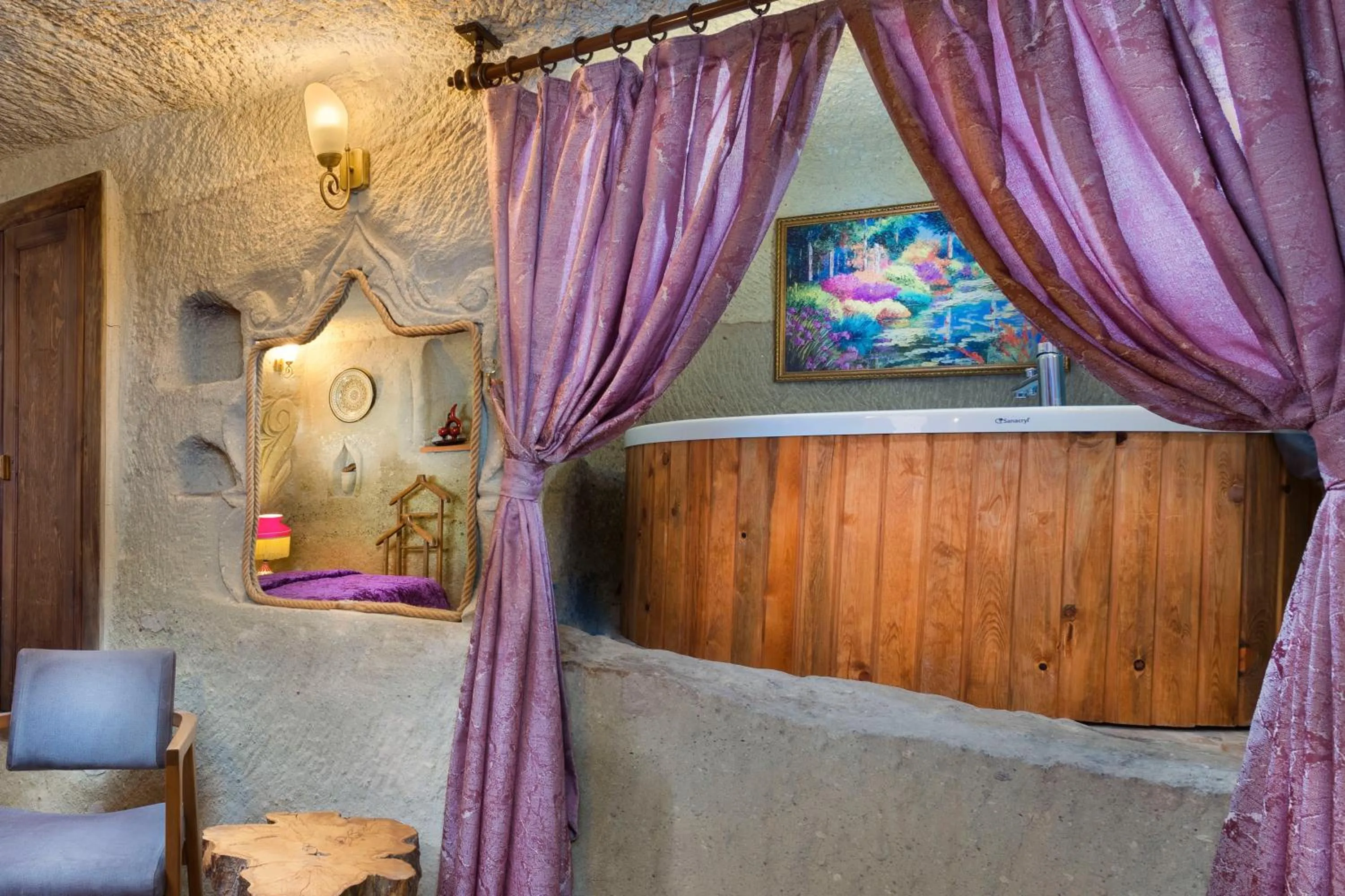 Bed in Cappadocia Splendid Cave Hotel